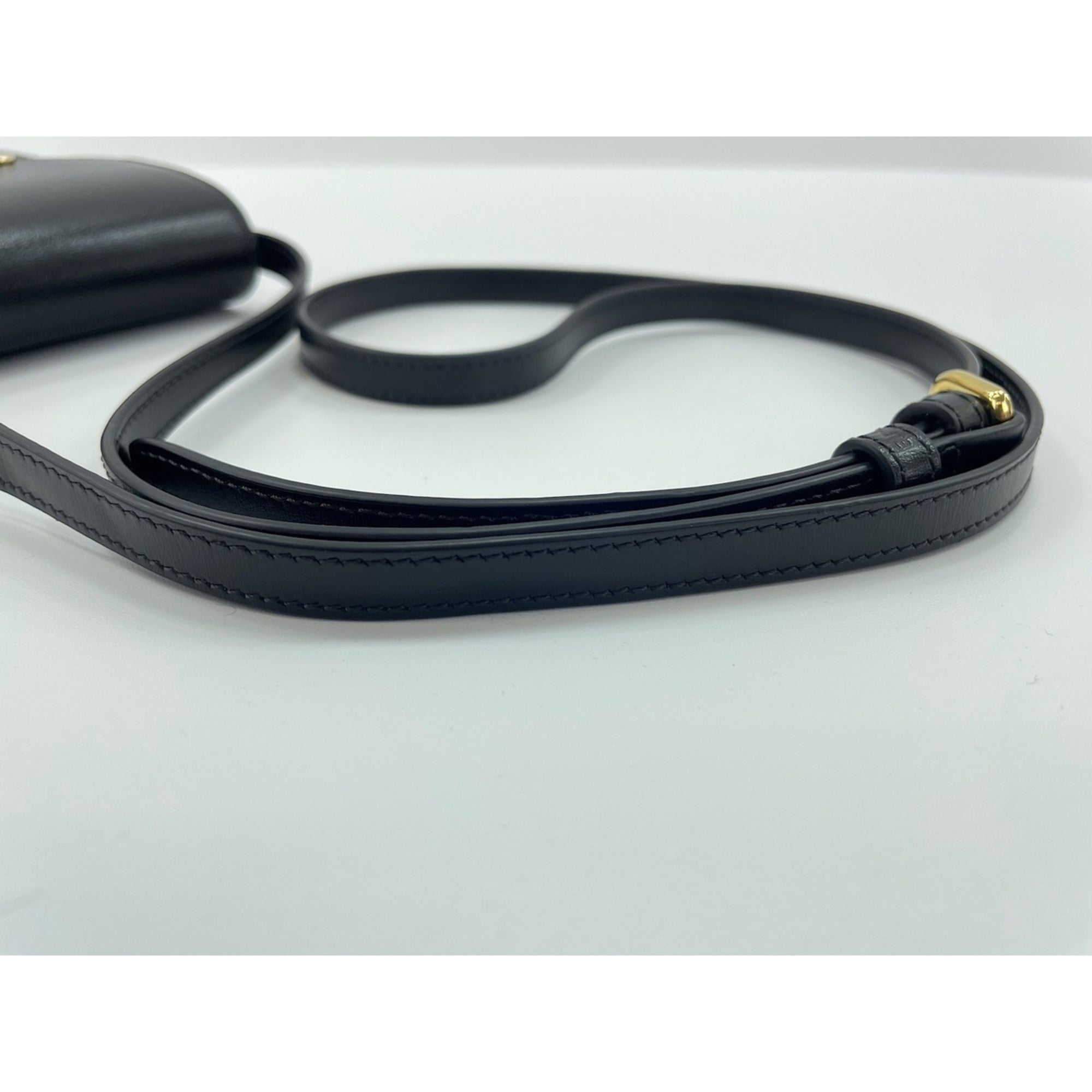 Celine Black Leather Shoulder Bag (Pre-Owned)