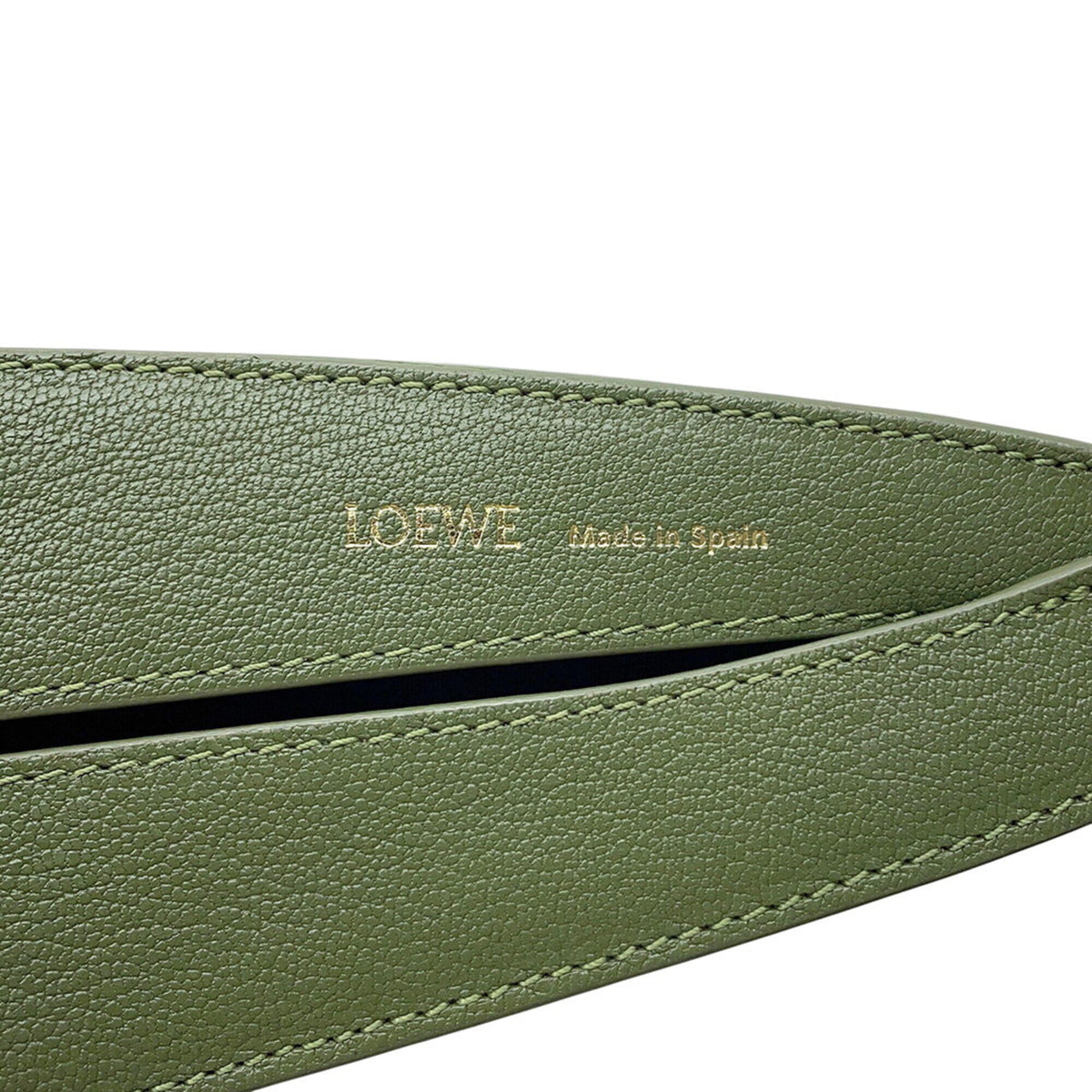 Loewe Khaki Leather Shoulder Bag (Pre-Owned)
