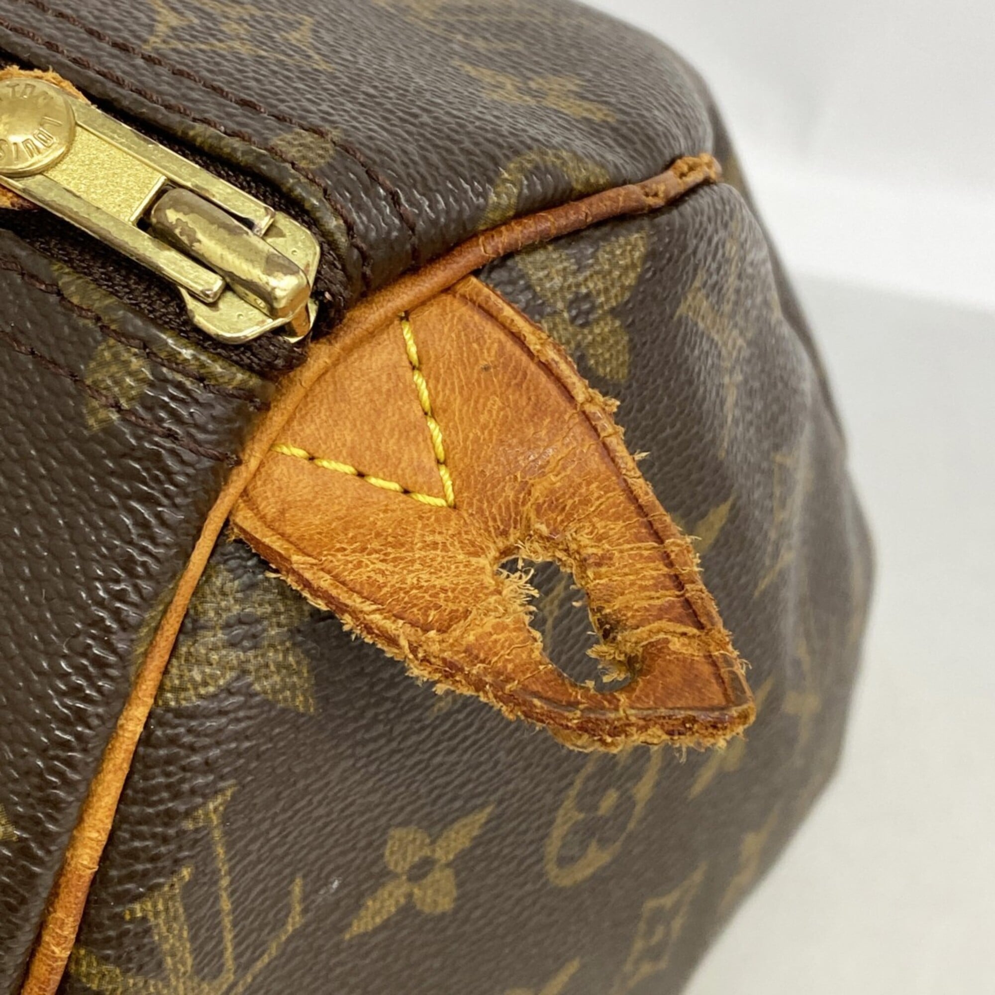 Louis Vuitton Brown Handbag (Pre-Owned)