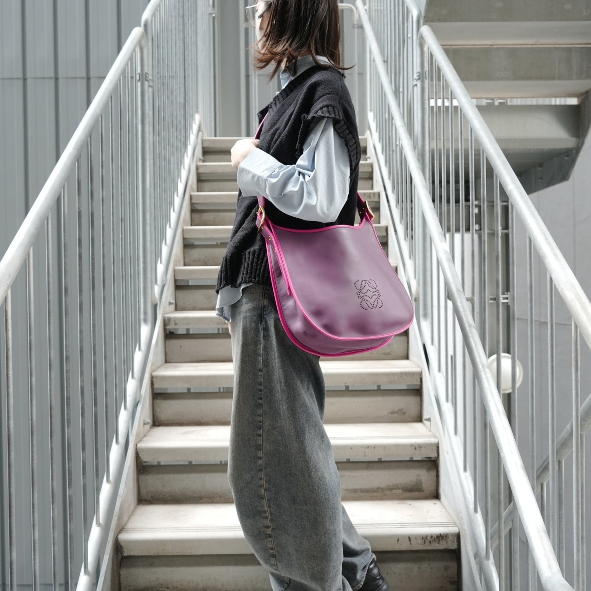 Loewe Purple Leather Shoulder Bag (Pre-Owned)