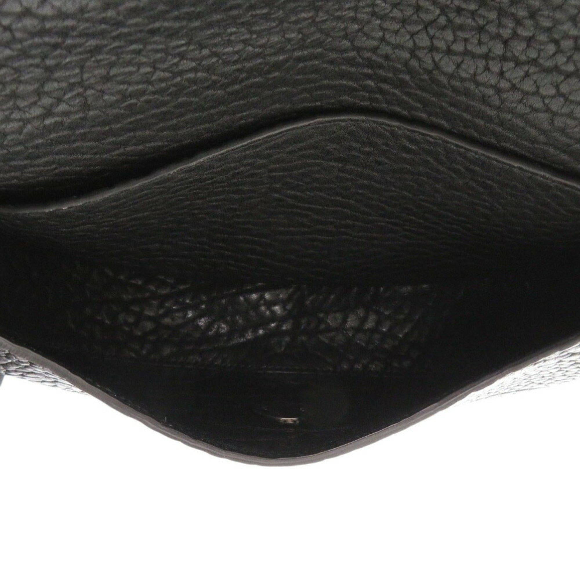Burberry Black Leather Shoulder Bag (Pre-Owned)