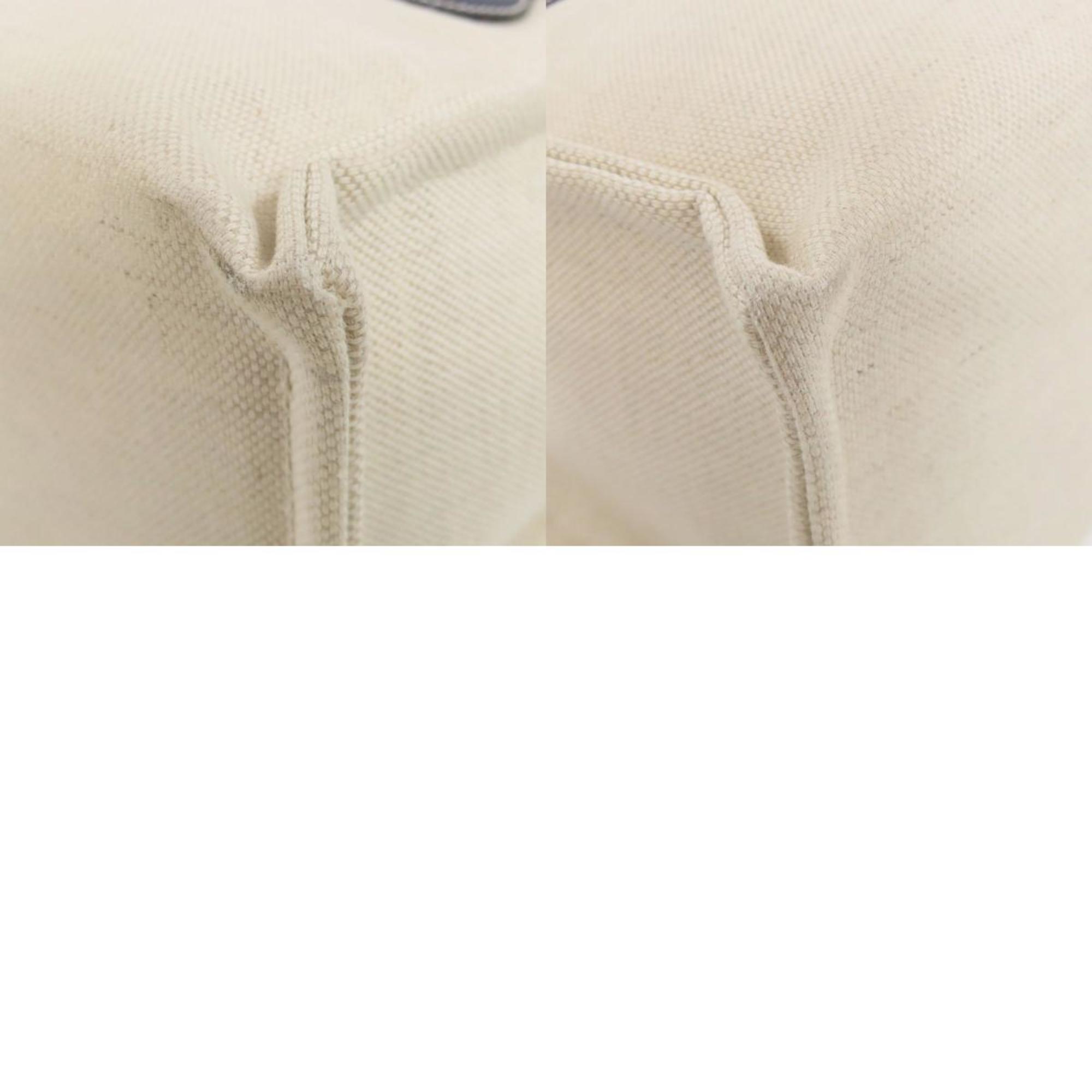 Gucci Beige Navy Canvas Handbag (Pre-Owned)