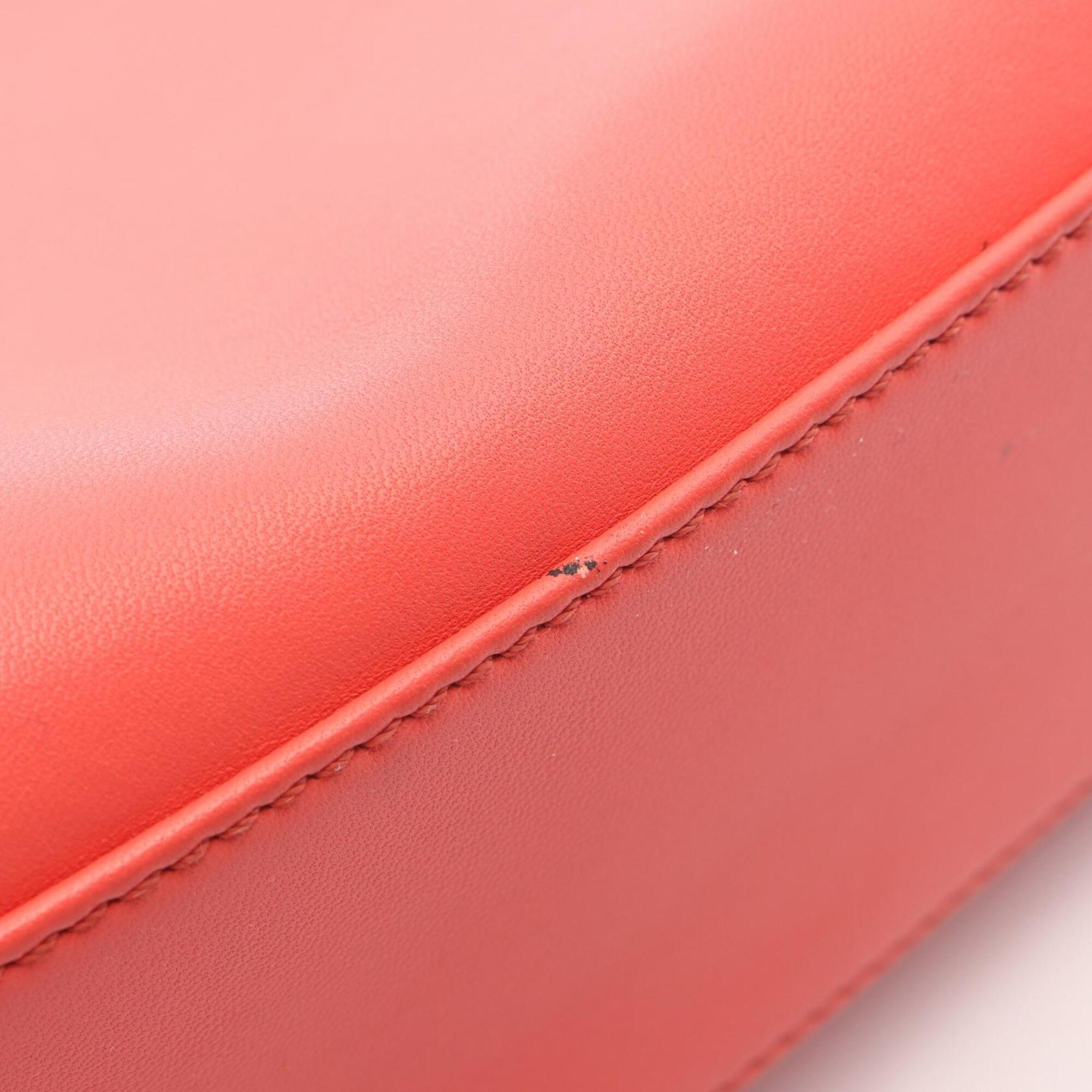 Fendi Pink Leather Handbag (Pre-Owned)