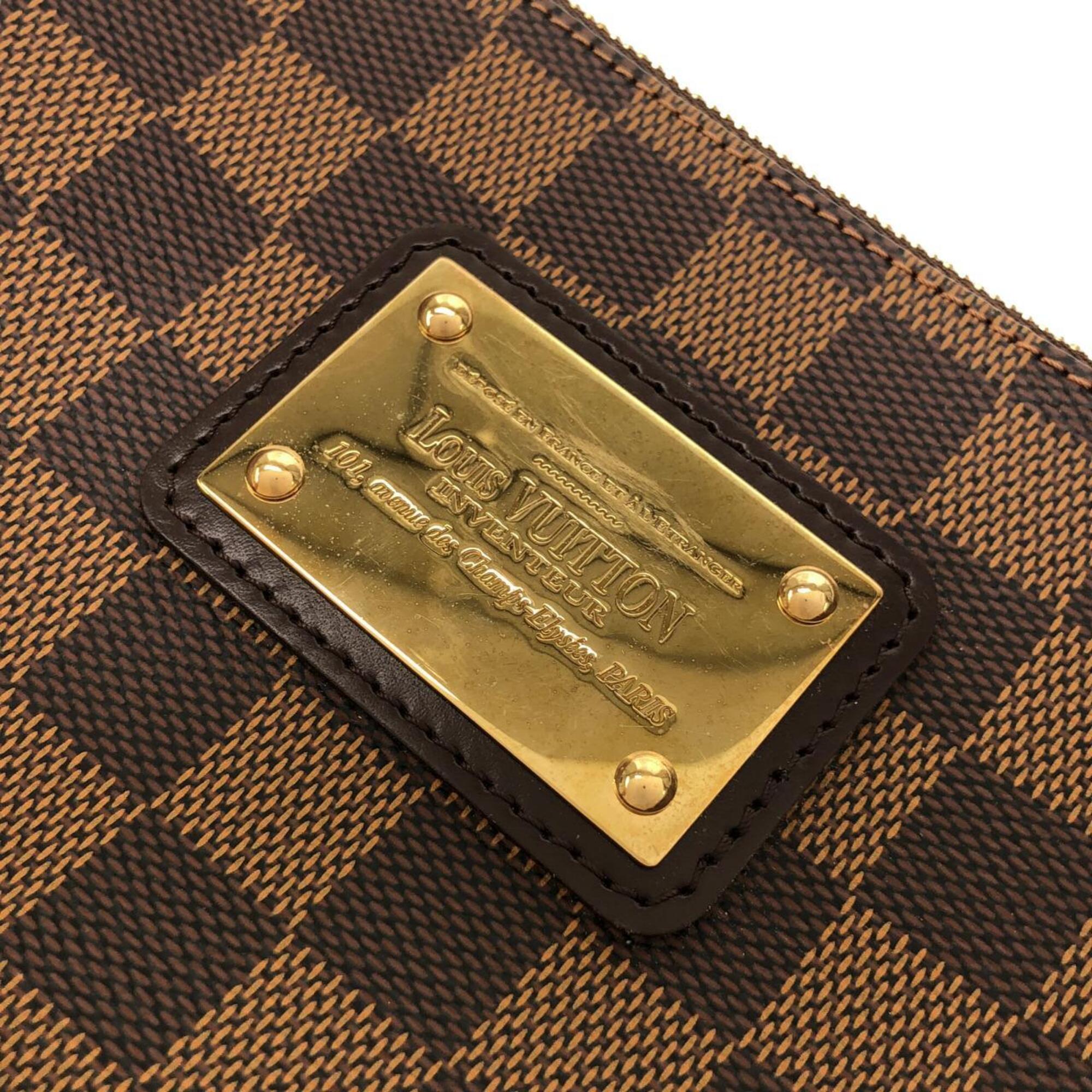Louis Vuitton Brown Coated Canvas Shoulder Bag (Pre-Owned)