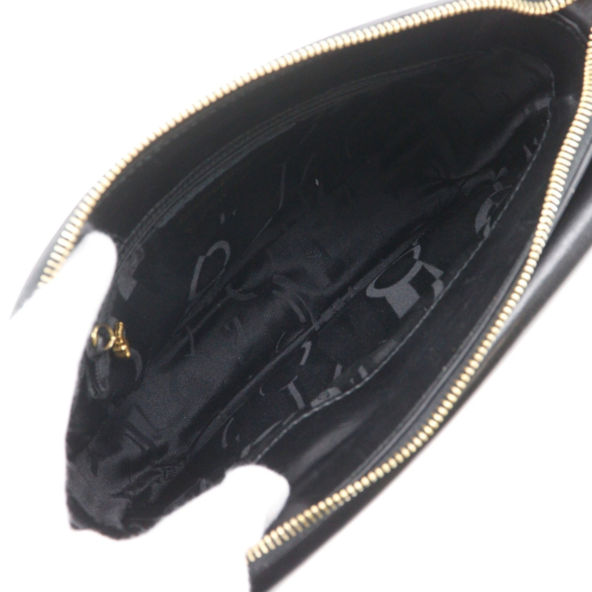 Salvatore Ferragamo Black Leather Shoulder Bag (Pre-Owned)