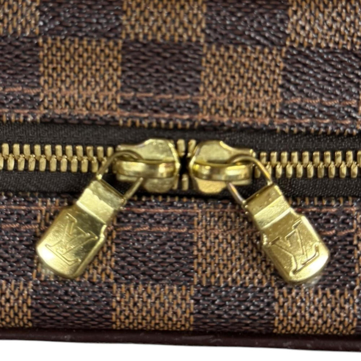 Louis Vuitton Damier Brown Damier Canvas Shoulder Bag (Pre-Owned)