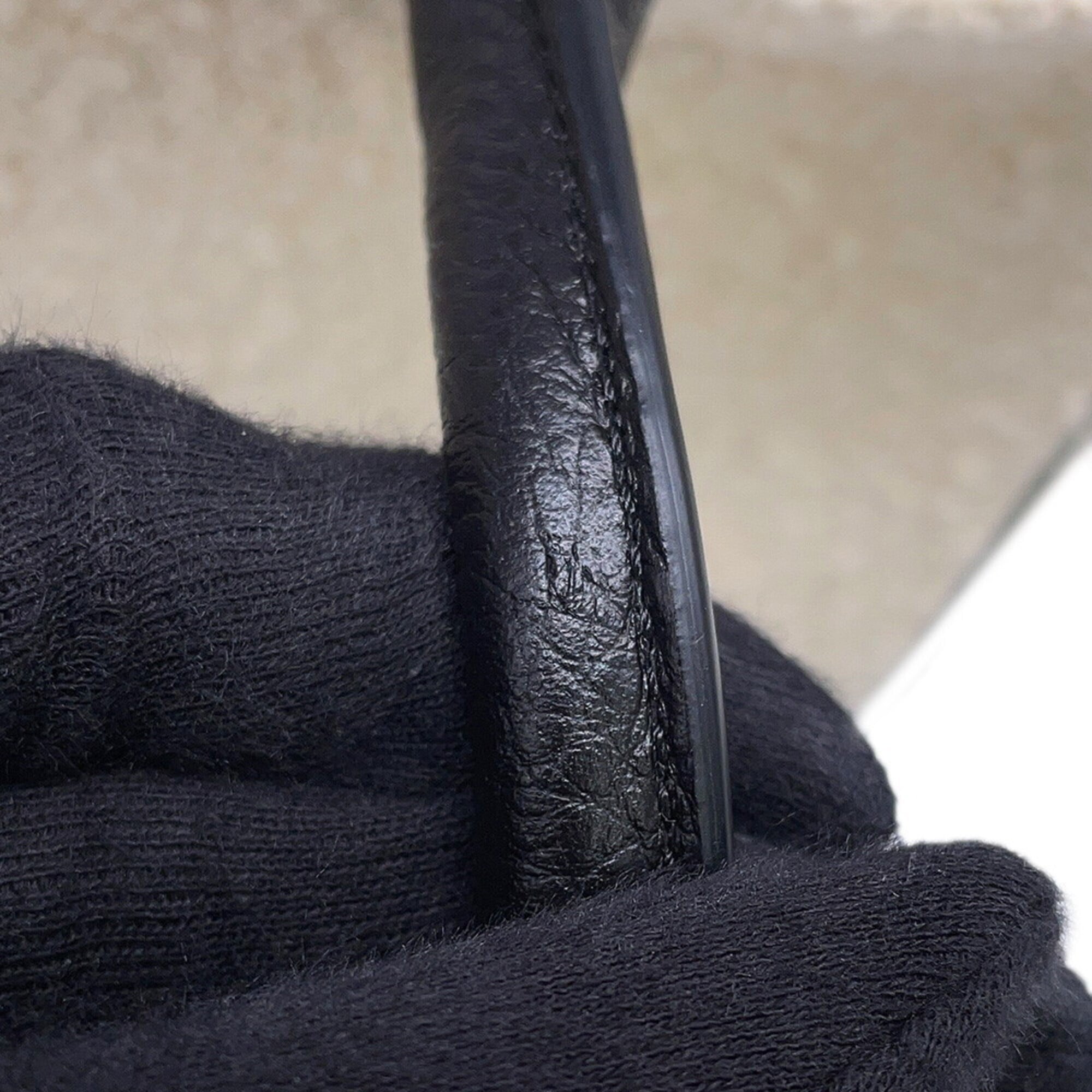 Chanel Black Tweed Leather Handbag Shoulder Bag (Pre-Owned)