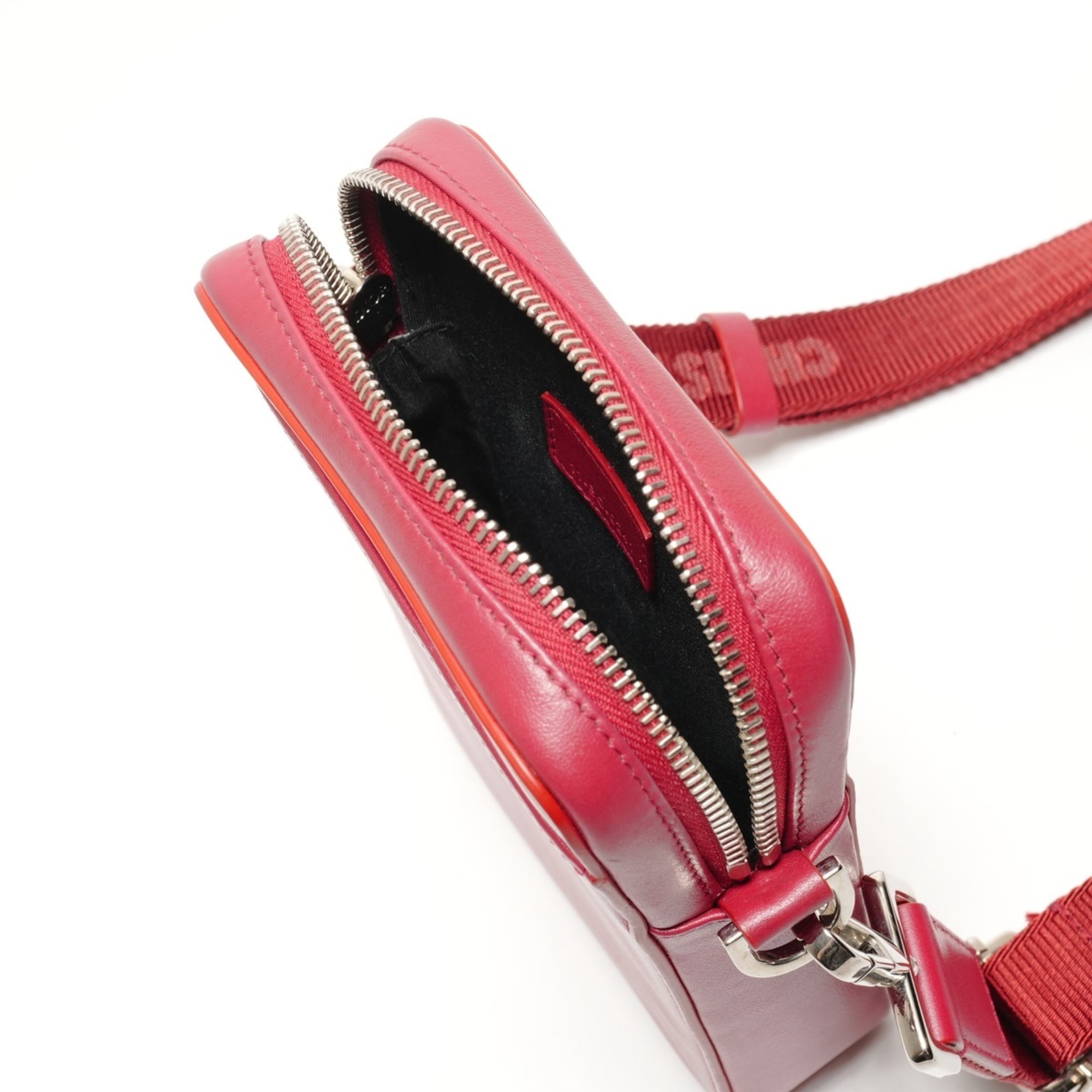 Christian Dior Red Color Shoulder Bag (Pre-Owned)
