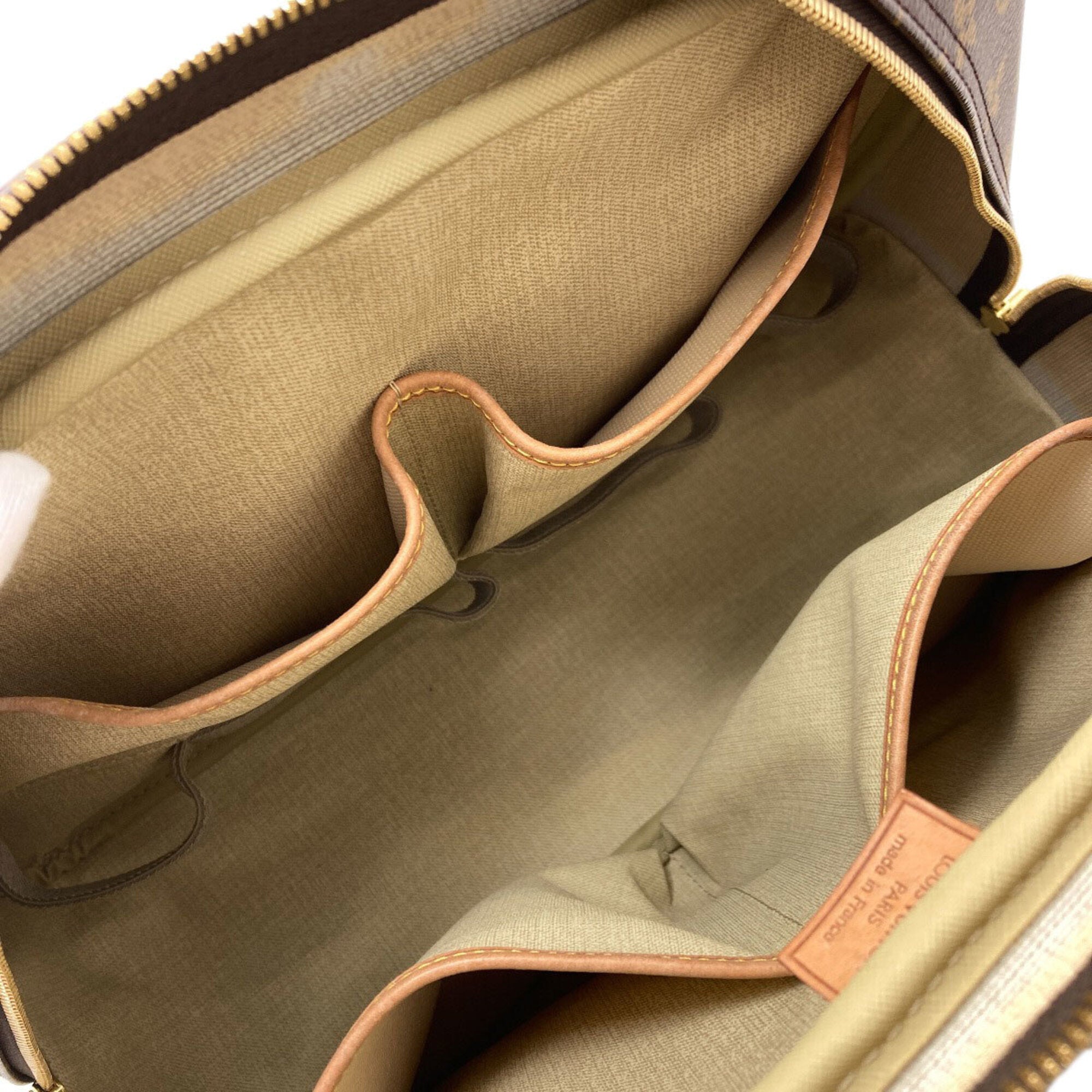 Louis Vuitton Monogram Monogram Canvas Handbag (Pre-Owned)