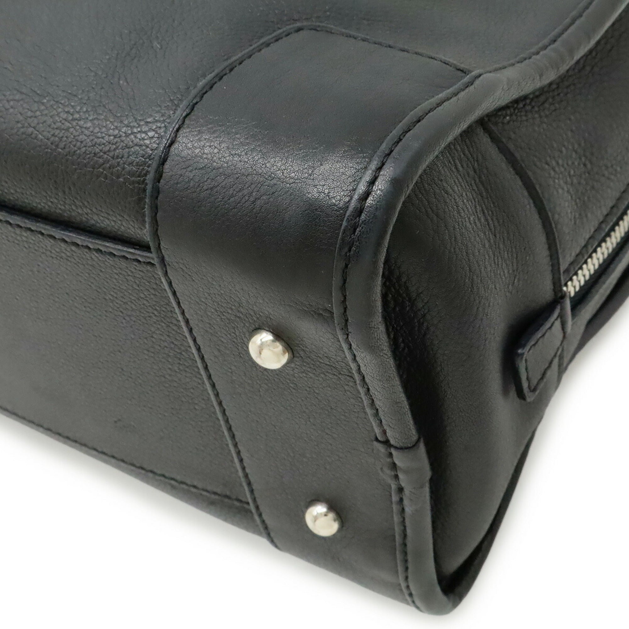 Loewe Black Leather Handbag (Pre-Owned)