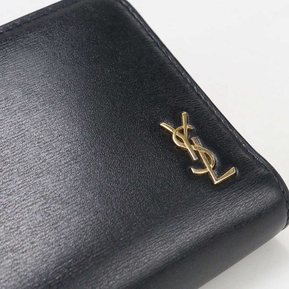Saint Laurent Black Leather Wallet (Bi-Fold) (Pre-Owned)
