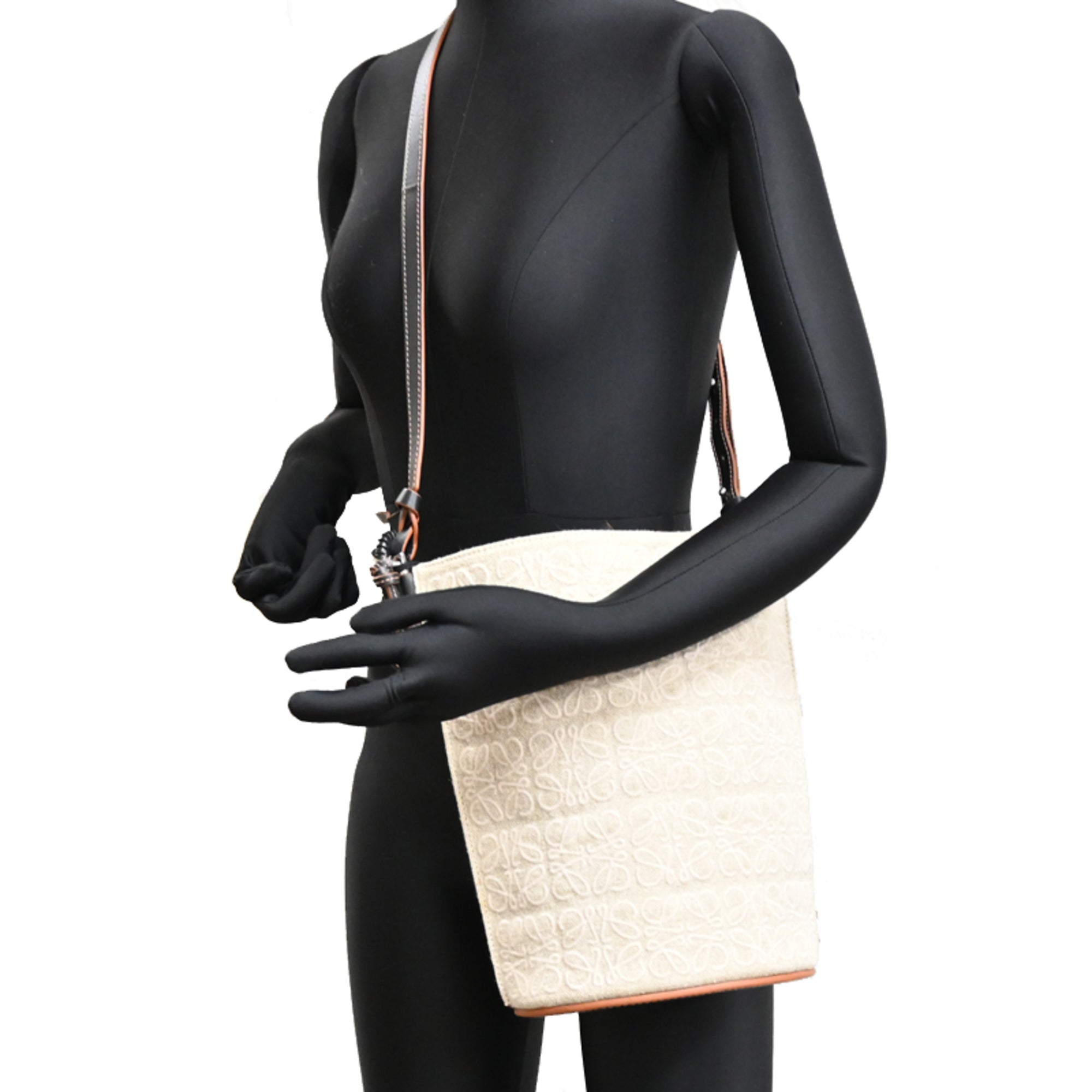 Loewe Beige Black Leather Canvas Baguette Bag (Pre-Owned)