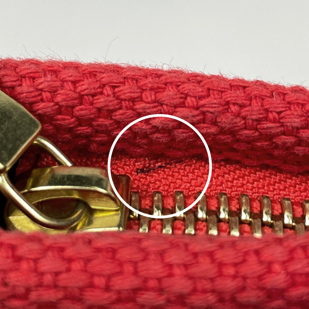 Louis Vuitton Rouge Handbag (Pre-Owned)