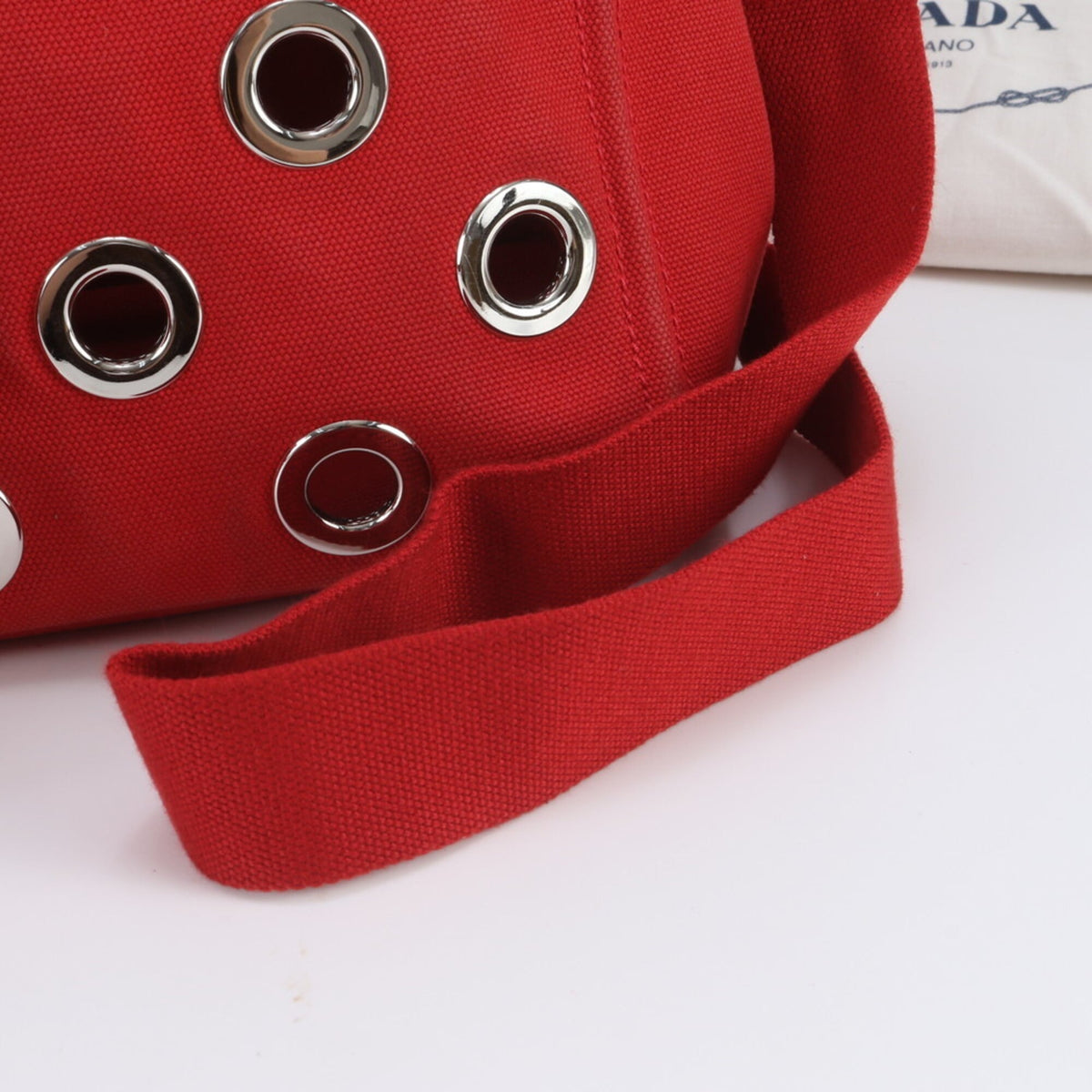 Prada Red Color Shoulder Bag Tote Bag (Pre-Owned)