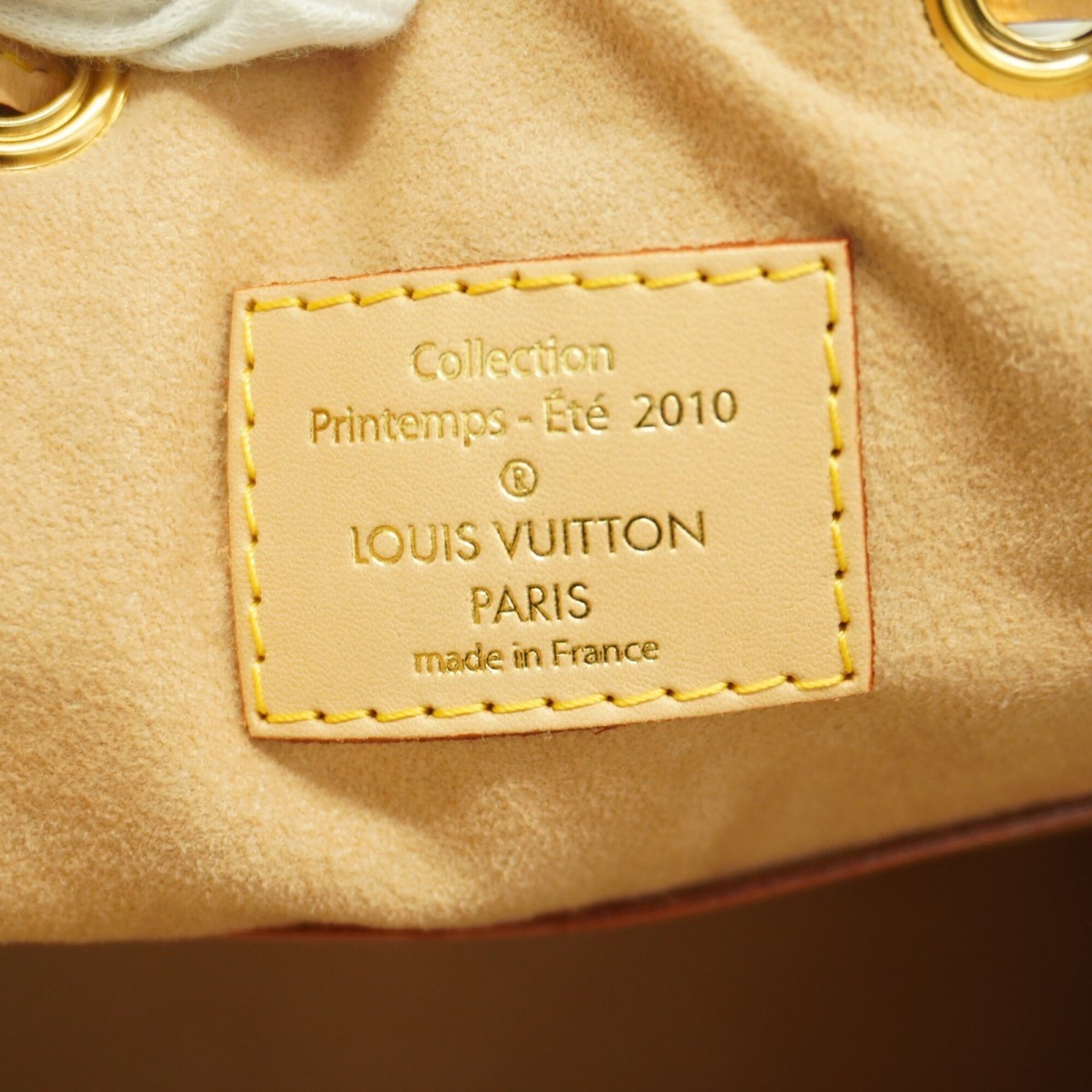 Louis Vuitton Peche Handbag (Pre-Owned)