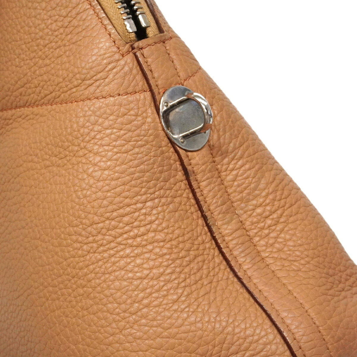 Hermes Beige Taurillon Clemence Leather Handbag (Pre-Owned)