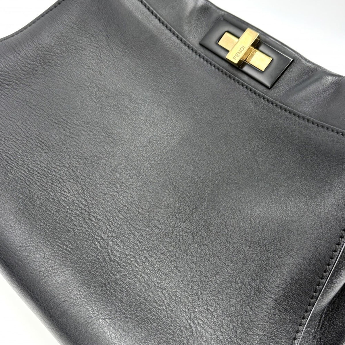 Fendi Peekaboo Black Leather Handbag Shoulder Bag (Pre-Owned)