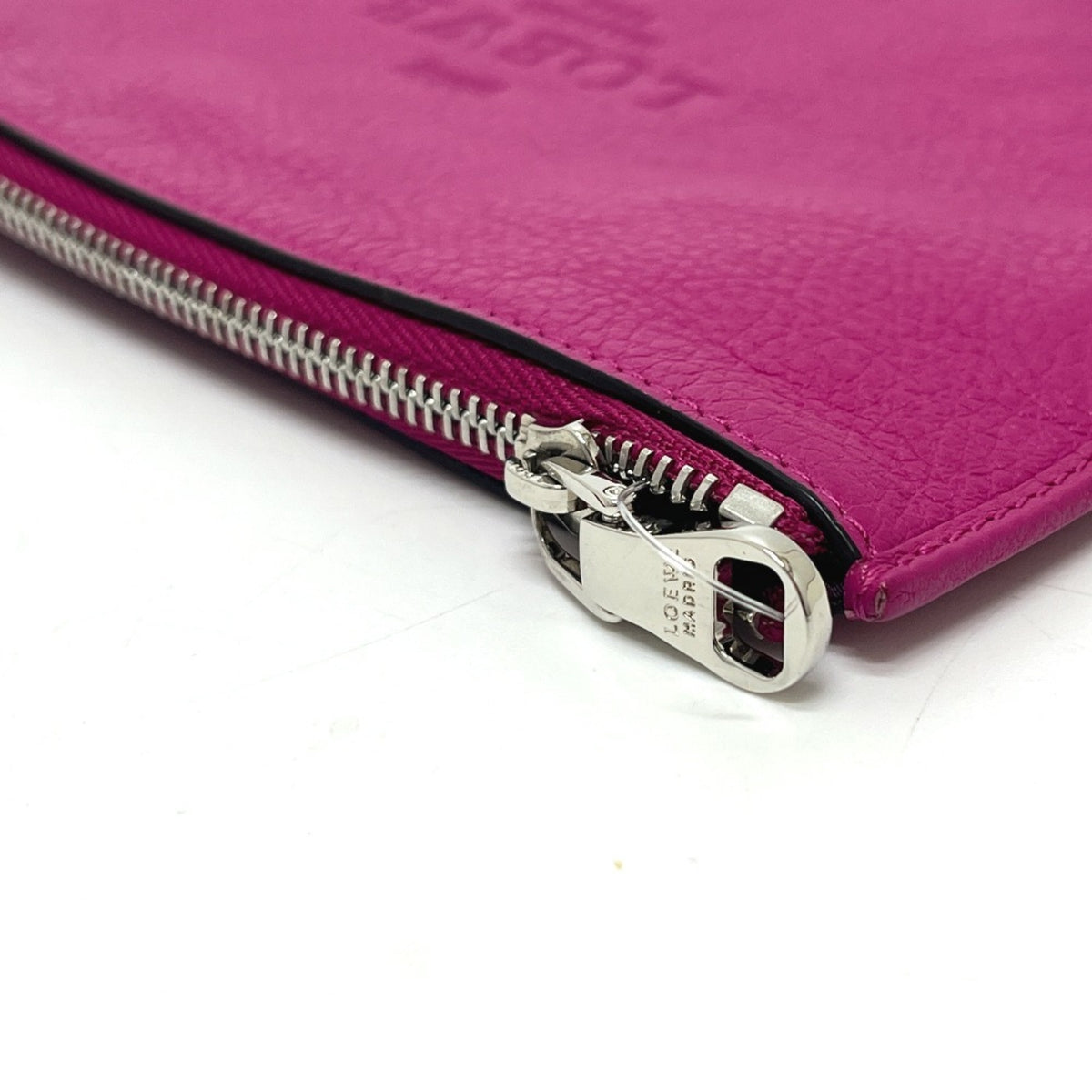 Loewe Pink Purple Leather Handbag Pouch (Pre-Owned)
