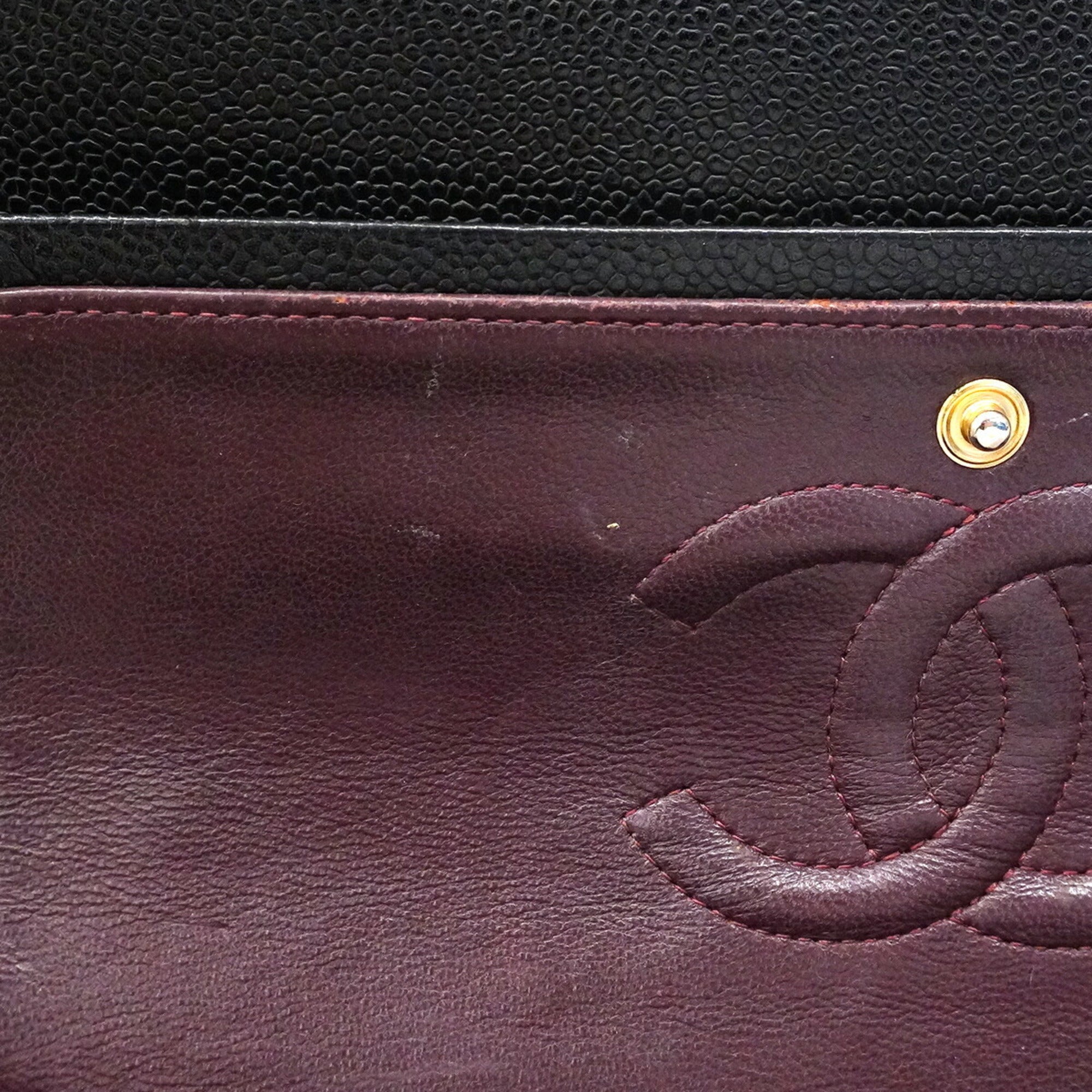 Chanel Black Grained Calfskin Shoulder Bag (Pre-Owned)