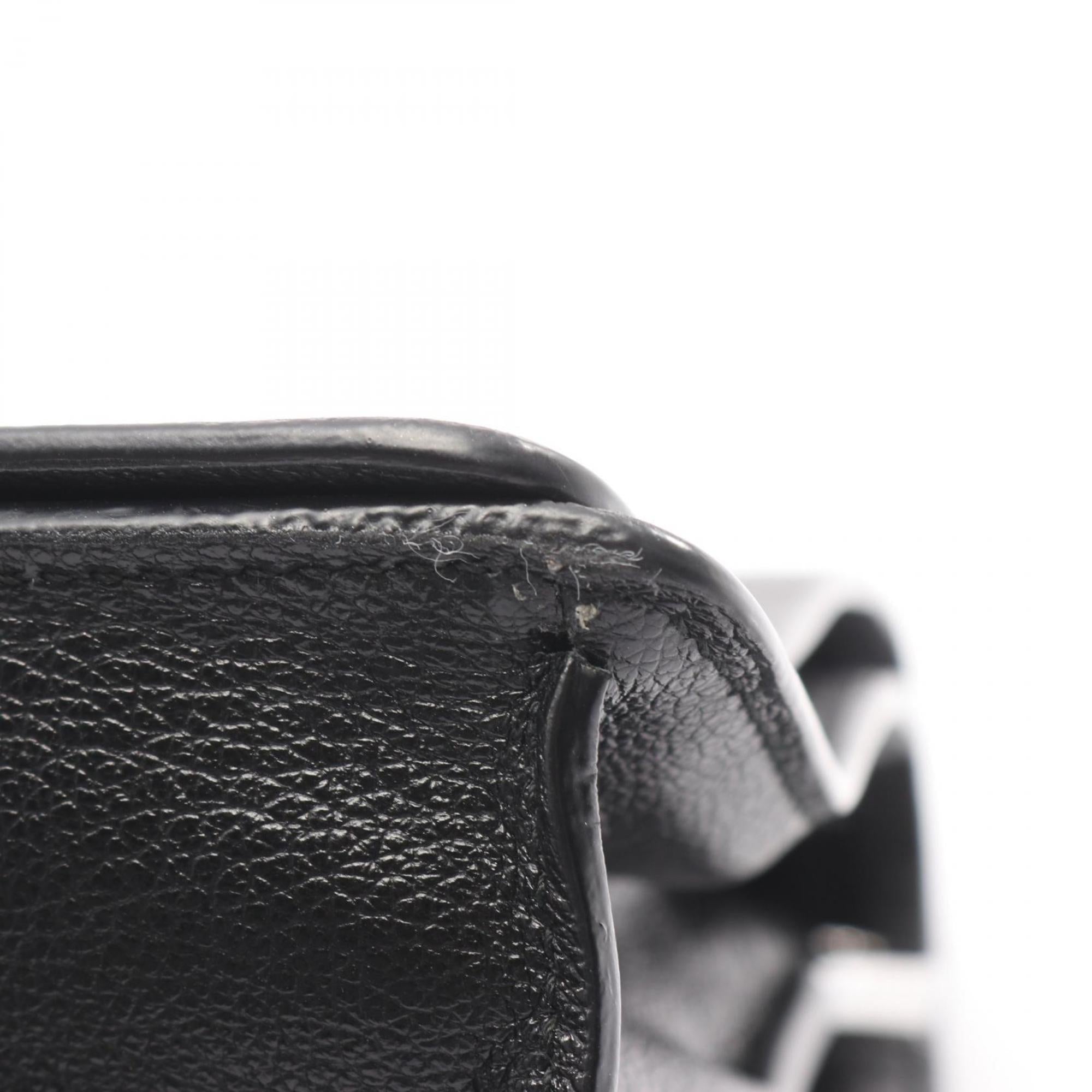 Prada Black Leather Shoulder Bag (Pre-Owned)