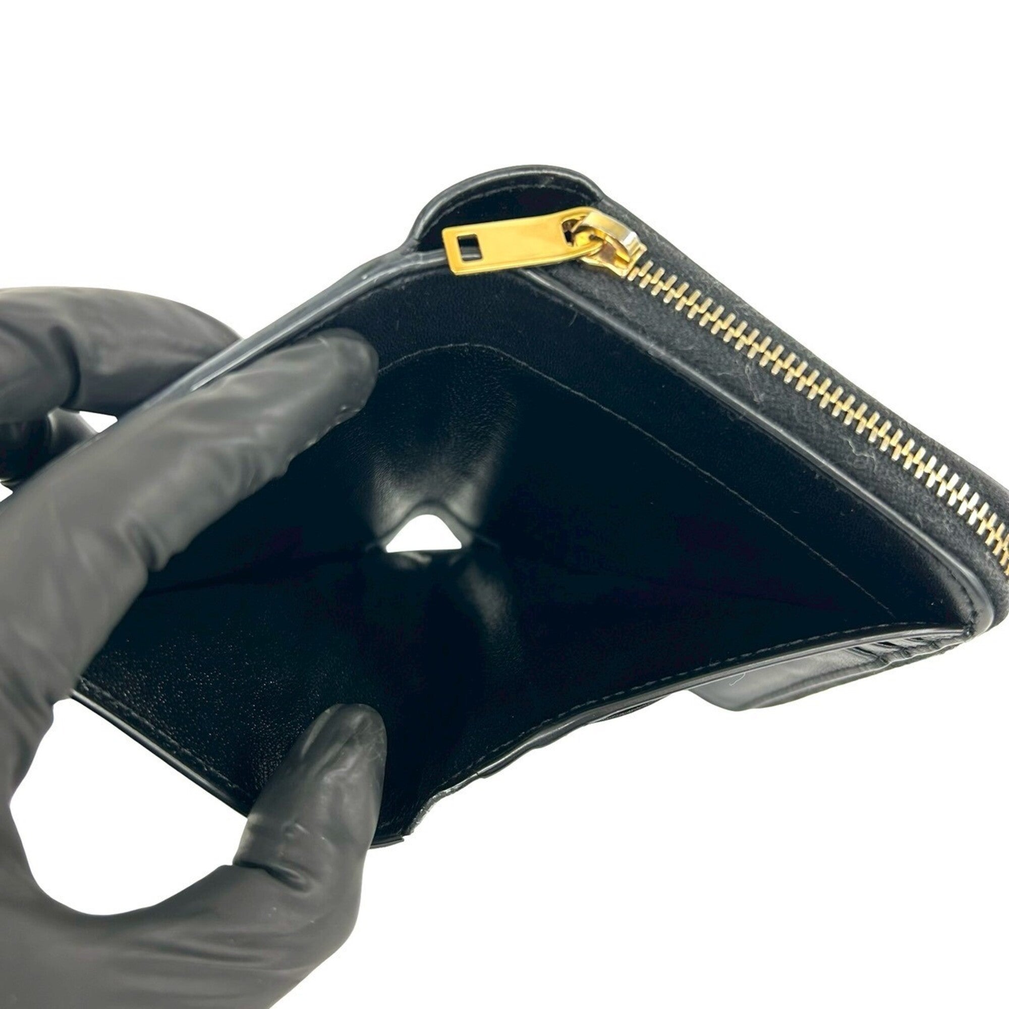 Saint Laurent Black Leather Wallet (Bi-Fold) (Pre-Owned)
