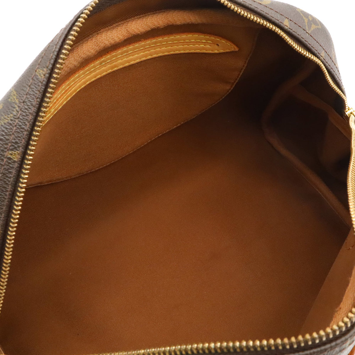 Louis Vuitton Brown Monogram Monogram Handbag Shoulder Bag (Pre-Owned)