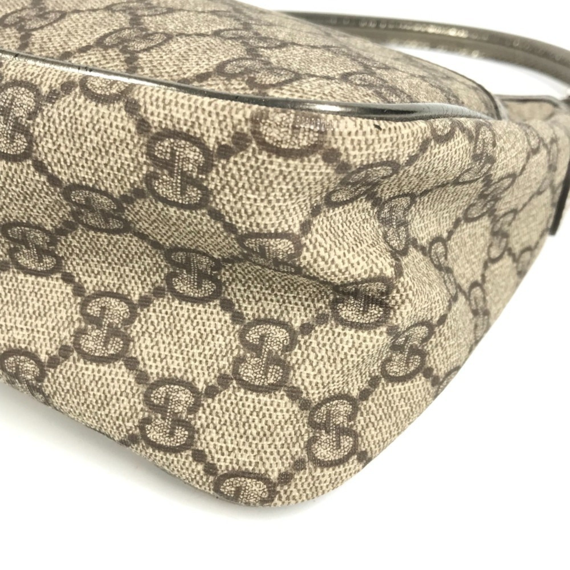 Gucci Beige Metallic Gg Supreme Leather Handbag Shoulder Bag (Pre-Owned)