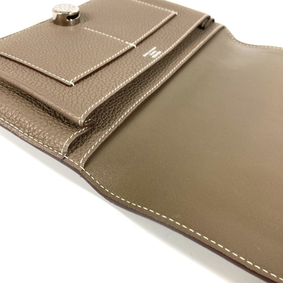 Hermes Etoupe Gray Gray Togo Leather Long Wallet (Bi-Fold) (Pre-Owned)