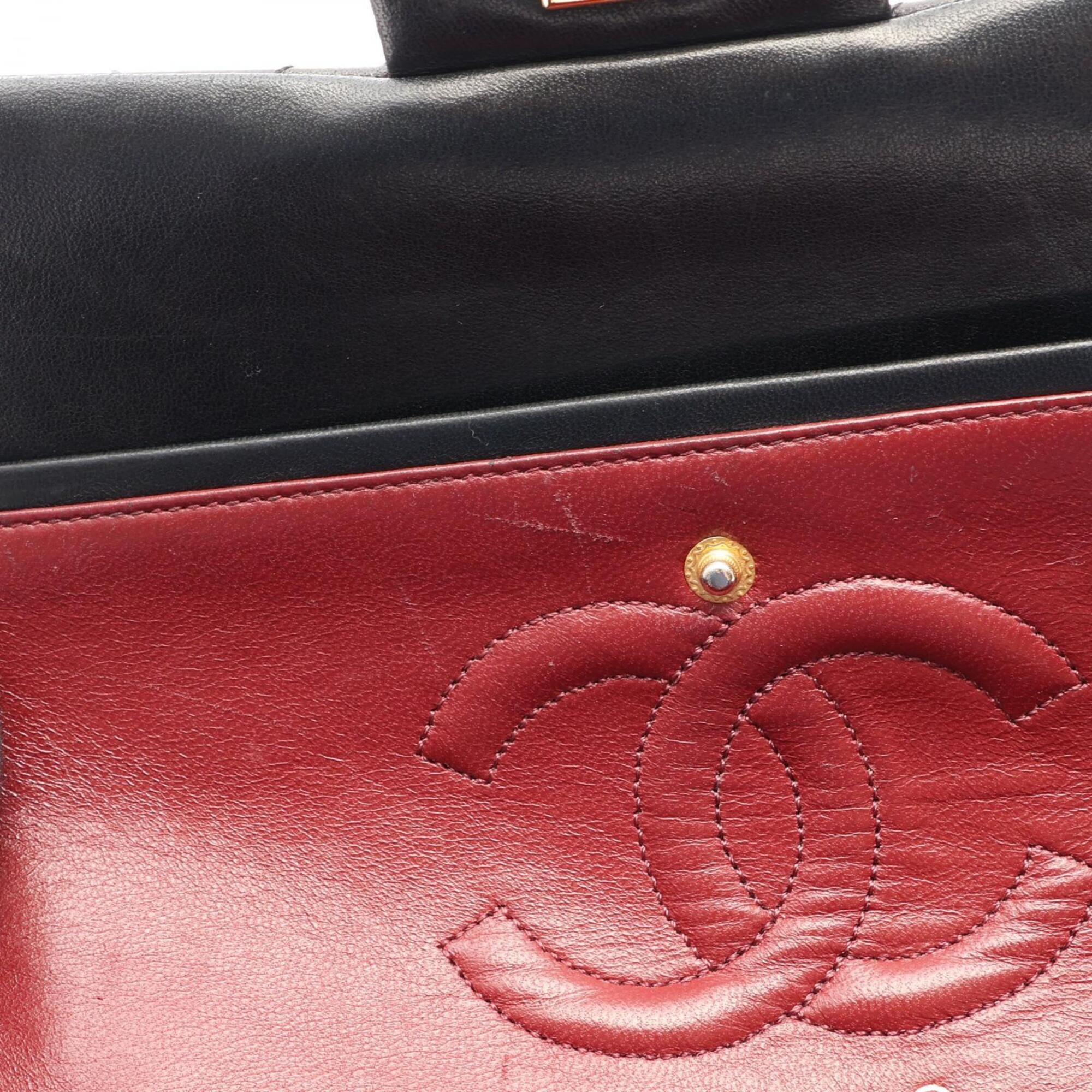 Chanel Black Leather Handbag Shoulder Bag (Pre-Owned)