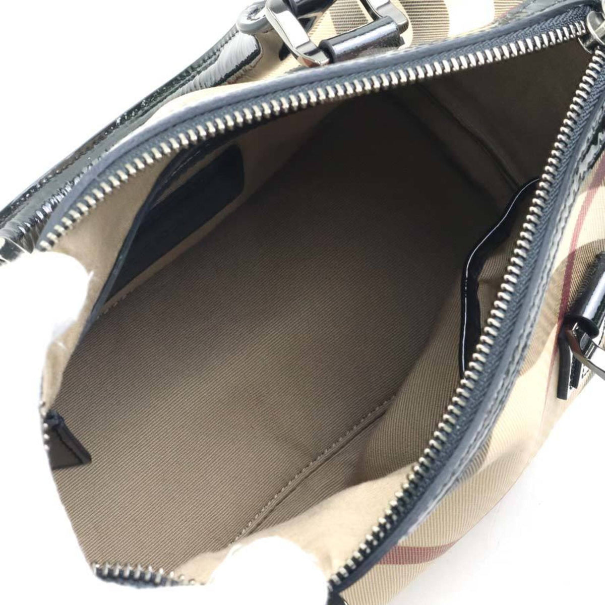 Burberry Beige Black Coated Canvas Patent Leather Handbag (Pre-Owned)