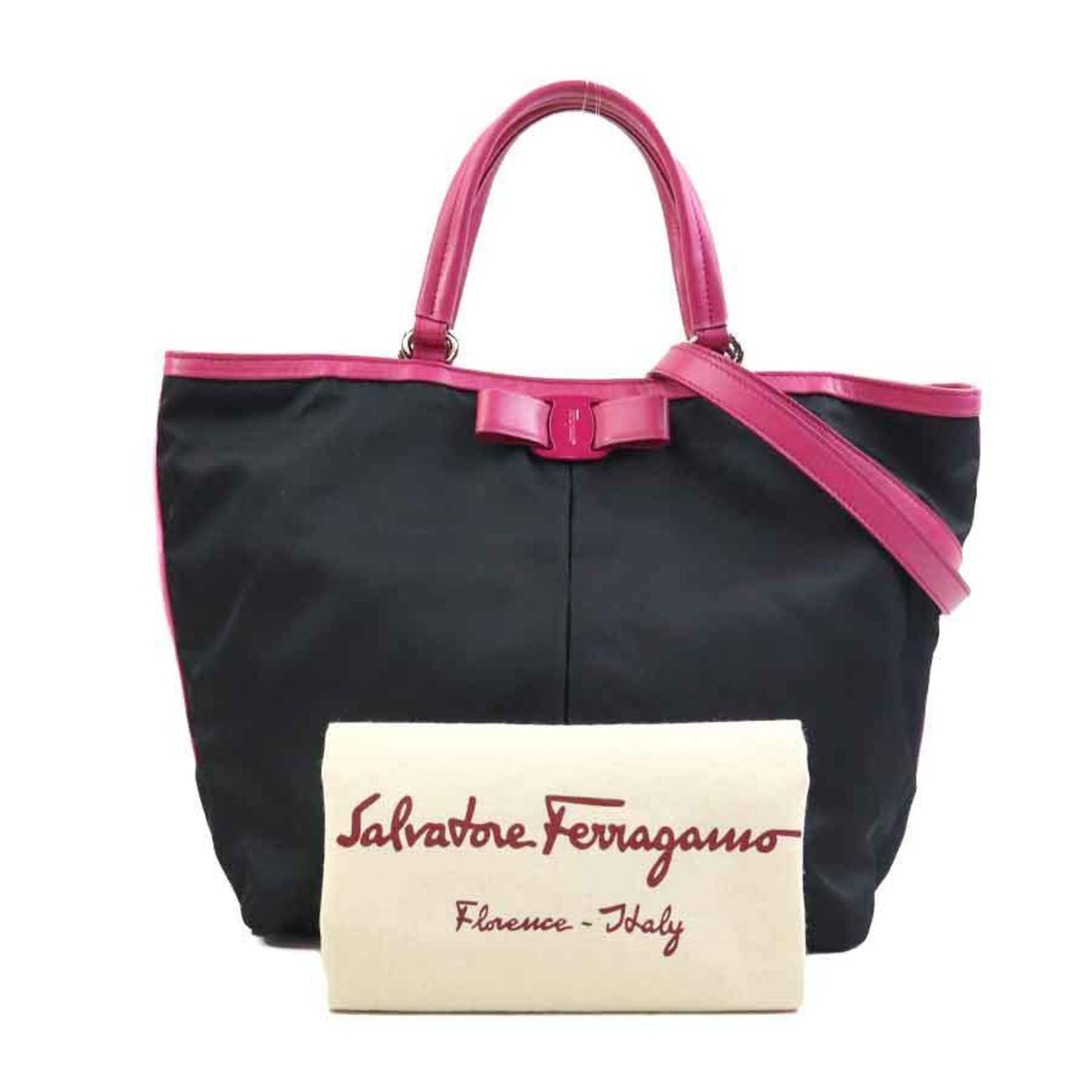 Salvatore Ferragamo Black Pink Nylon Leather Handbag Shoulder Bag (Pre-Owned)