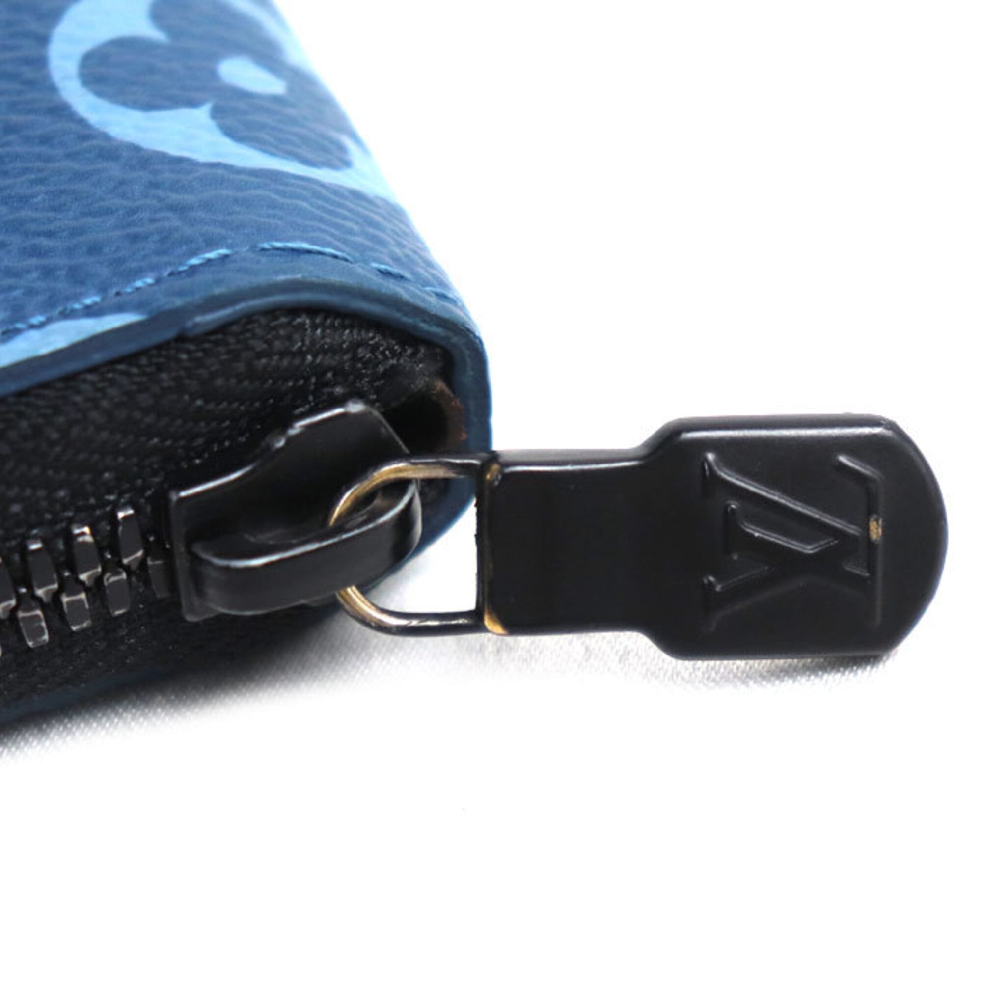 Louis Vuitton Blue Monogram Long Wallet (Bi-Fold) (Pre-Owned)