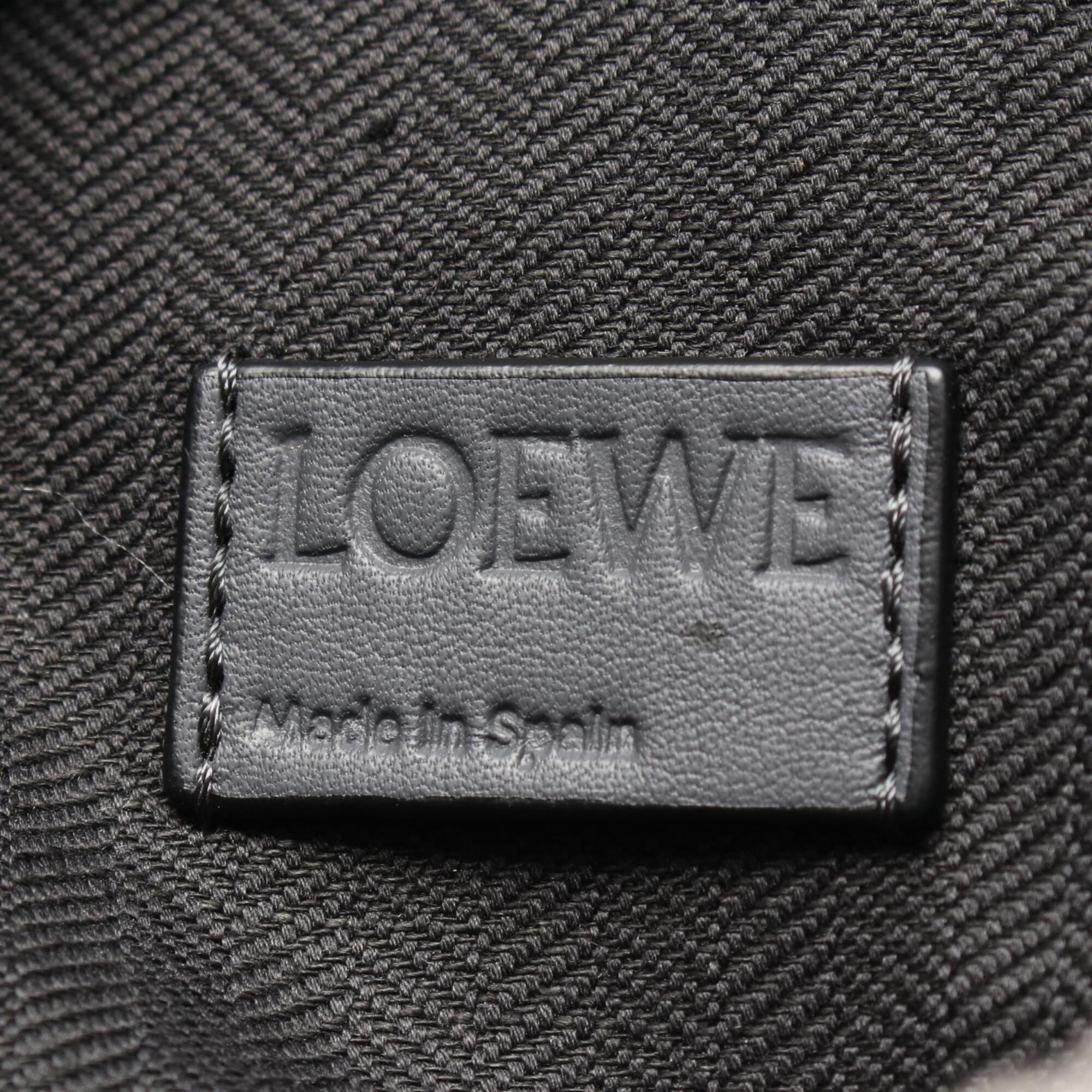 Loewe Gray Leather Handbag (Pre-Owned)
