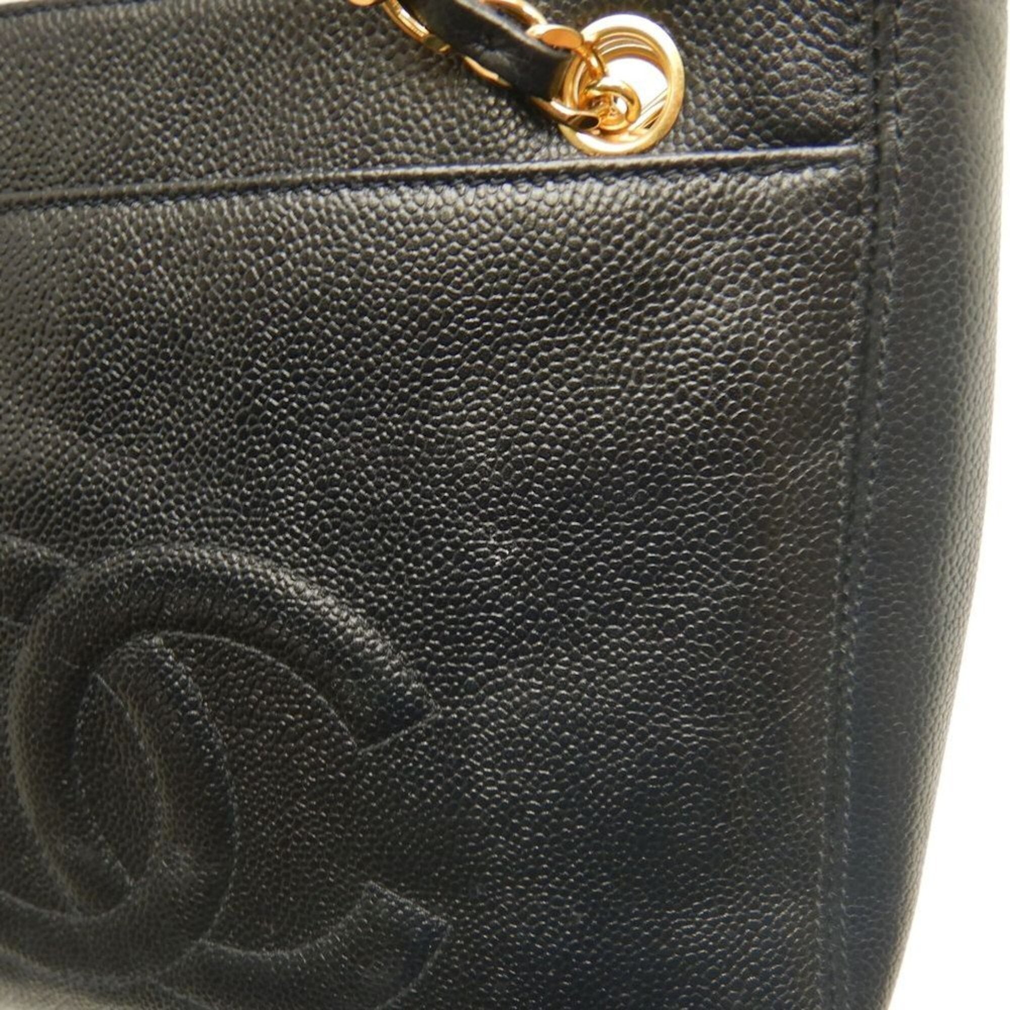 Chanel Black Grained Calfskin Shoulder Bag (Pre-Owned)
