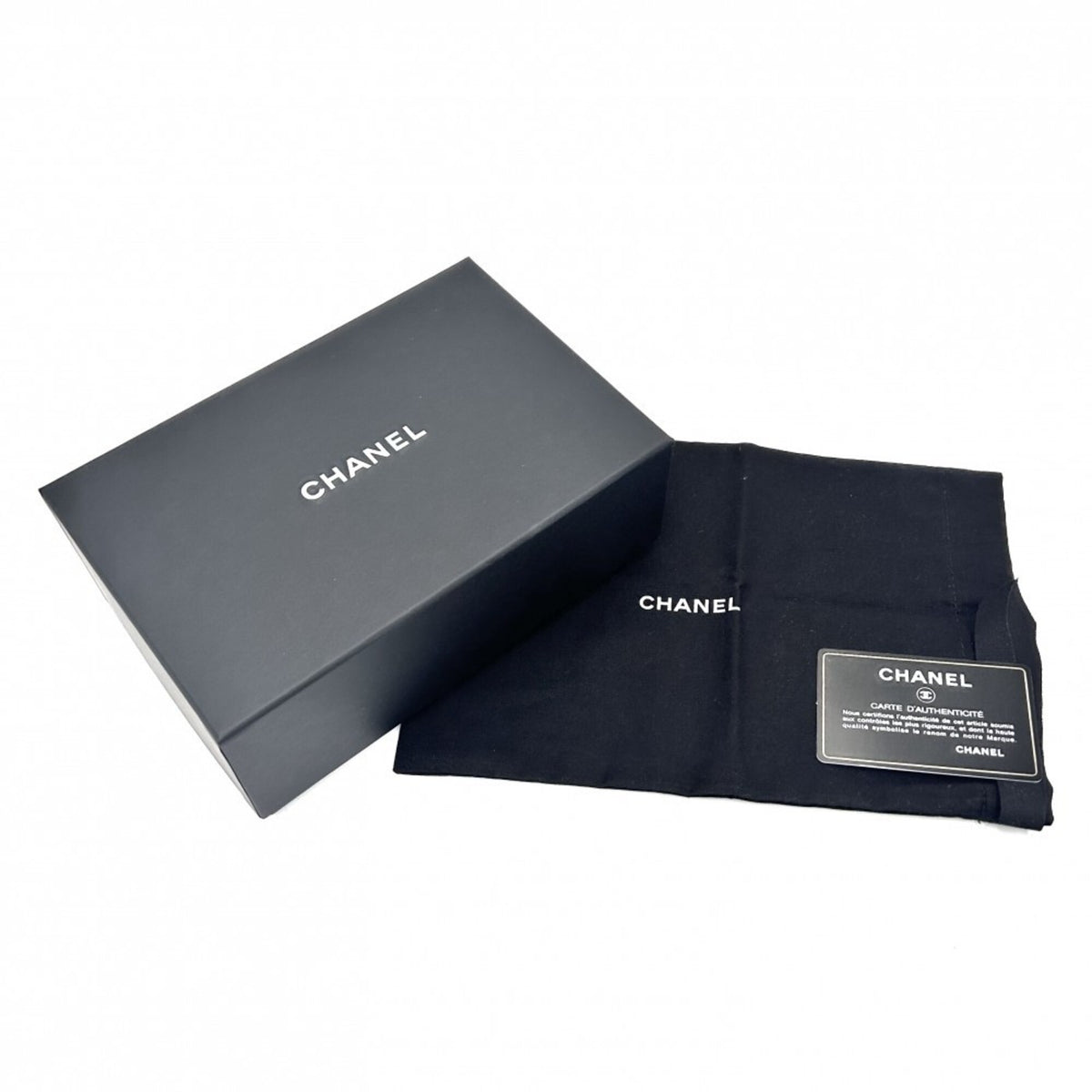 Chanel Black Grained Calfskin Shoulder Bag (Pre-Owned)
