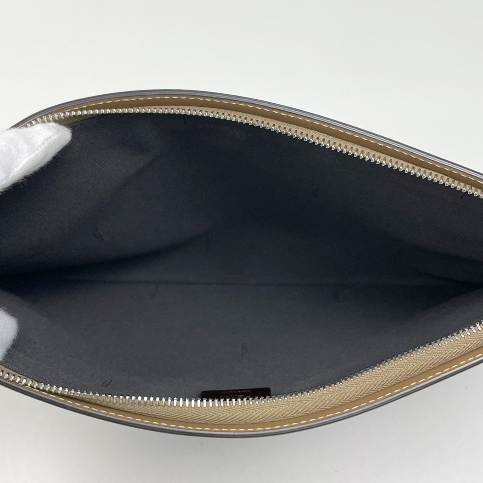 Fendi Zucca Brown Canvas Leather Clutch Bag (Pre-Owned)