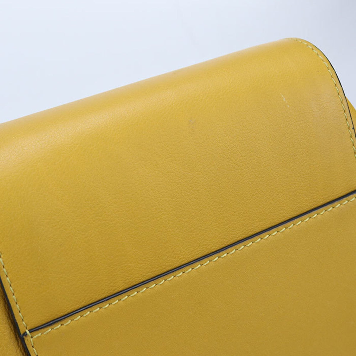 Loewe Yellow Leather Handbag (Pre-Owned)