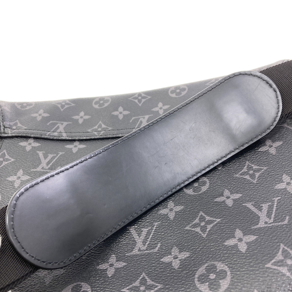 Louis Vuitton Monogram Eclipse Monogram Eclipse Shoulder Bag (Pre-Owned)