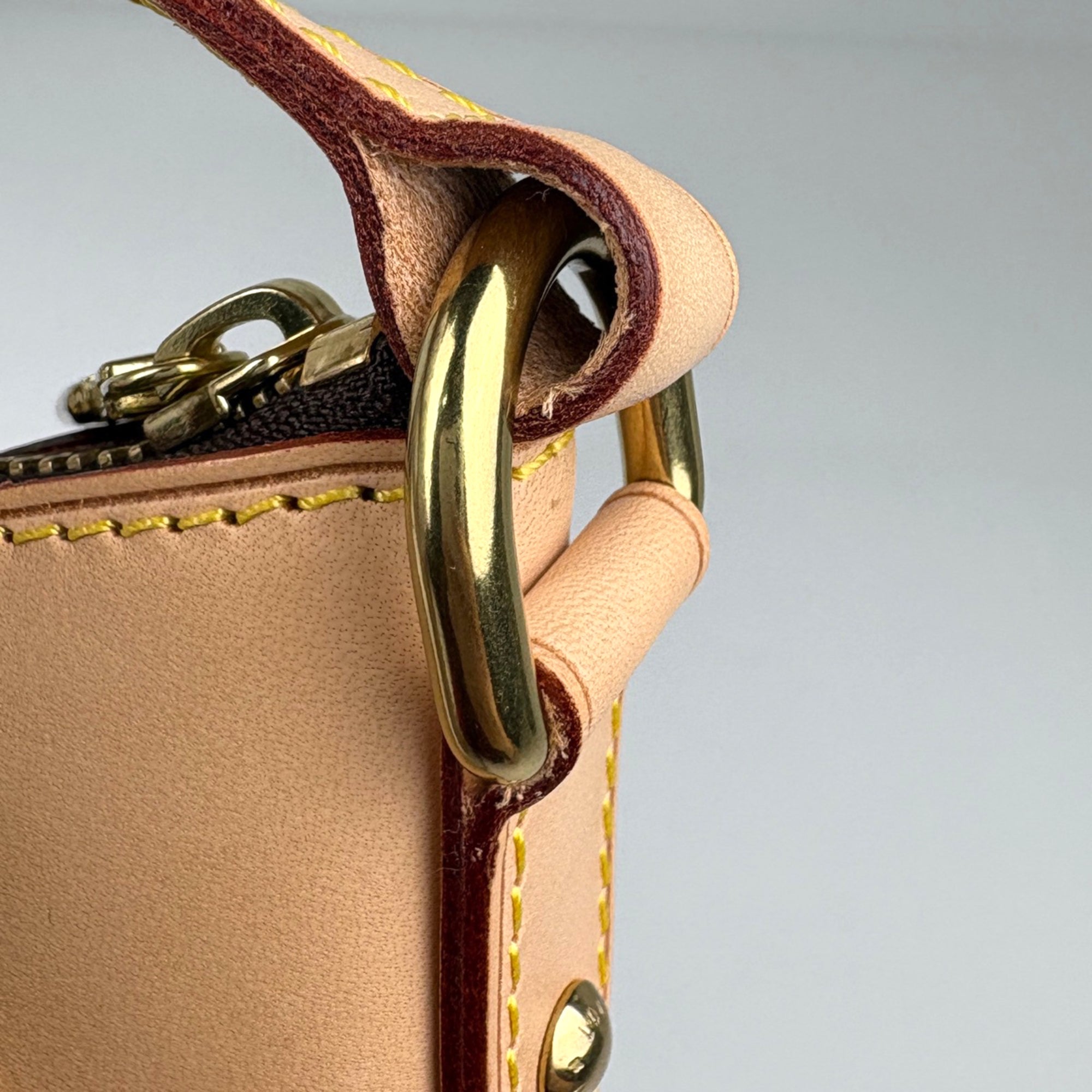 Louis Vuitton Brown Monogram Shoulder Bag (Pre-Owned)