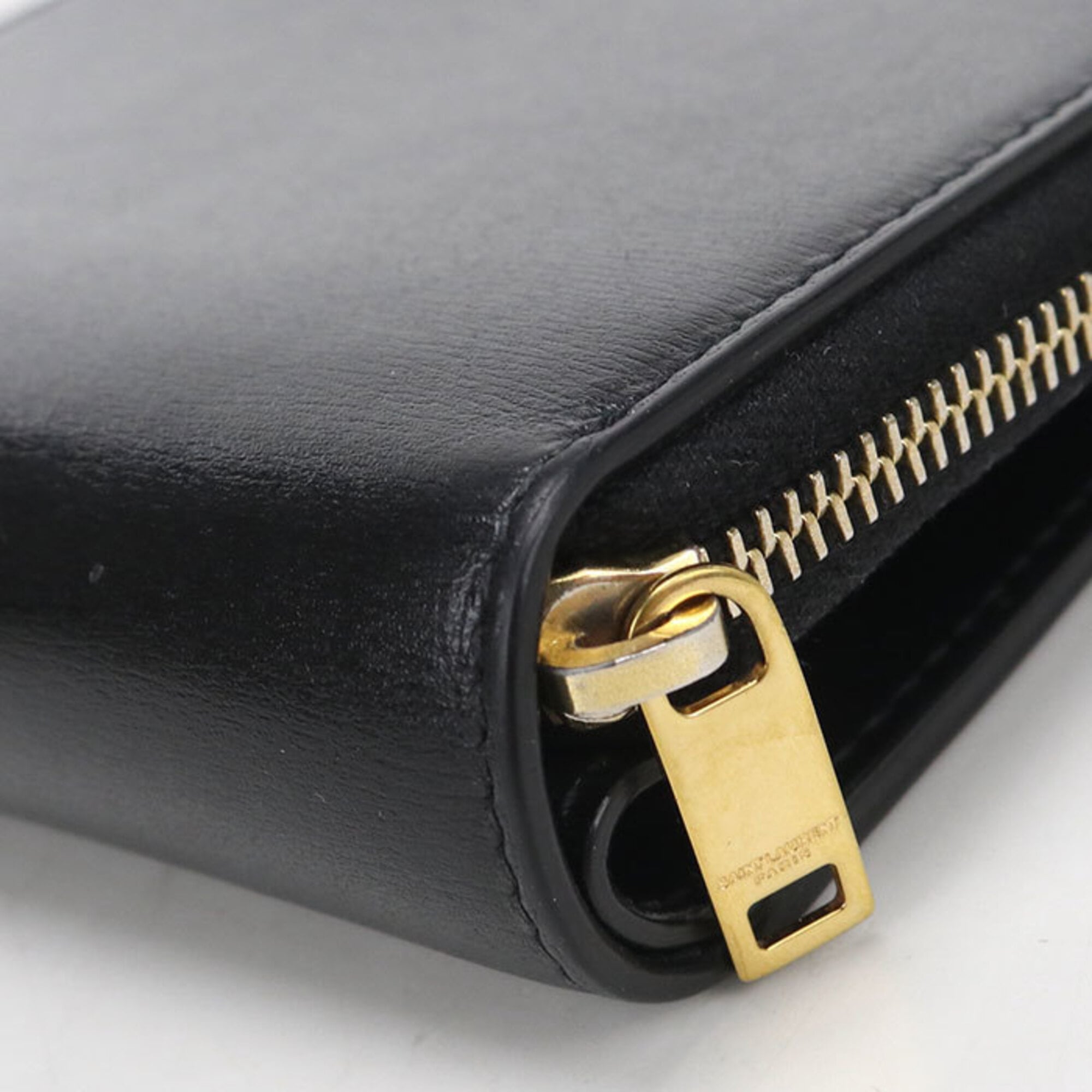Saint Laurent Black Leather Wallet (Bi-Fold) (Pre-Owned)