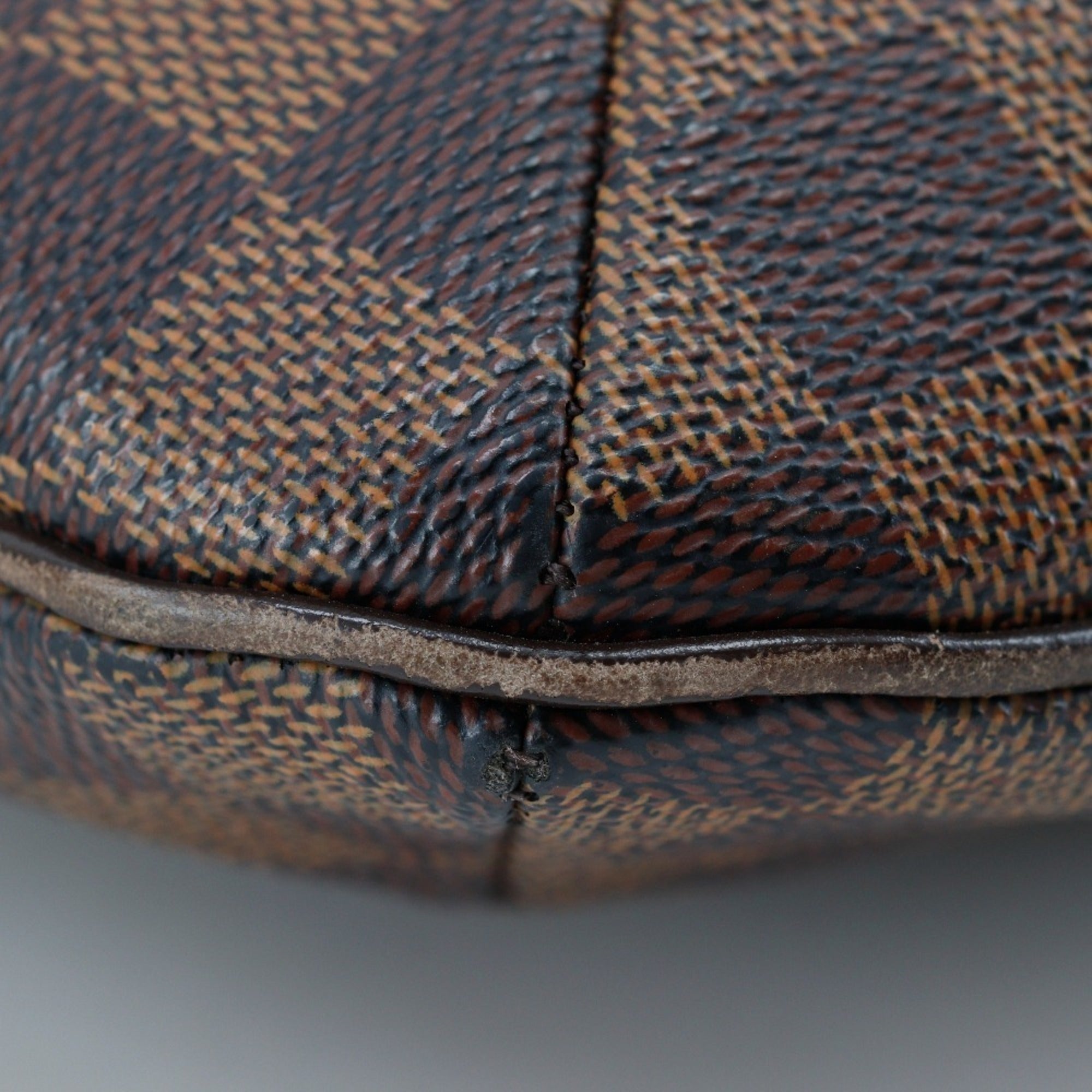 Louis Vuitton Brown Damier Canvas Shoulder Bag (Pre-Owned)