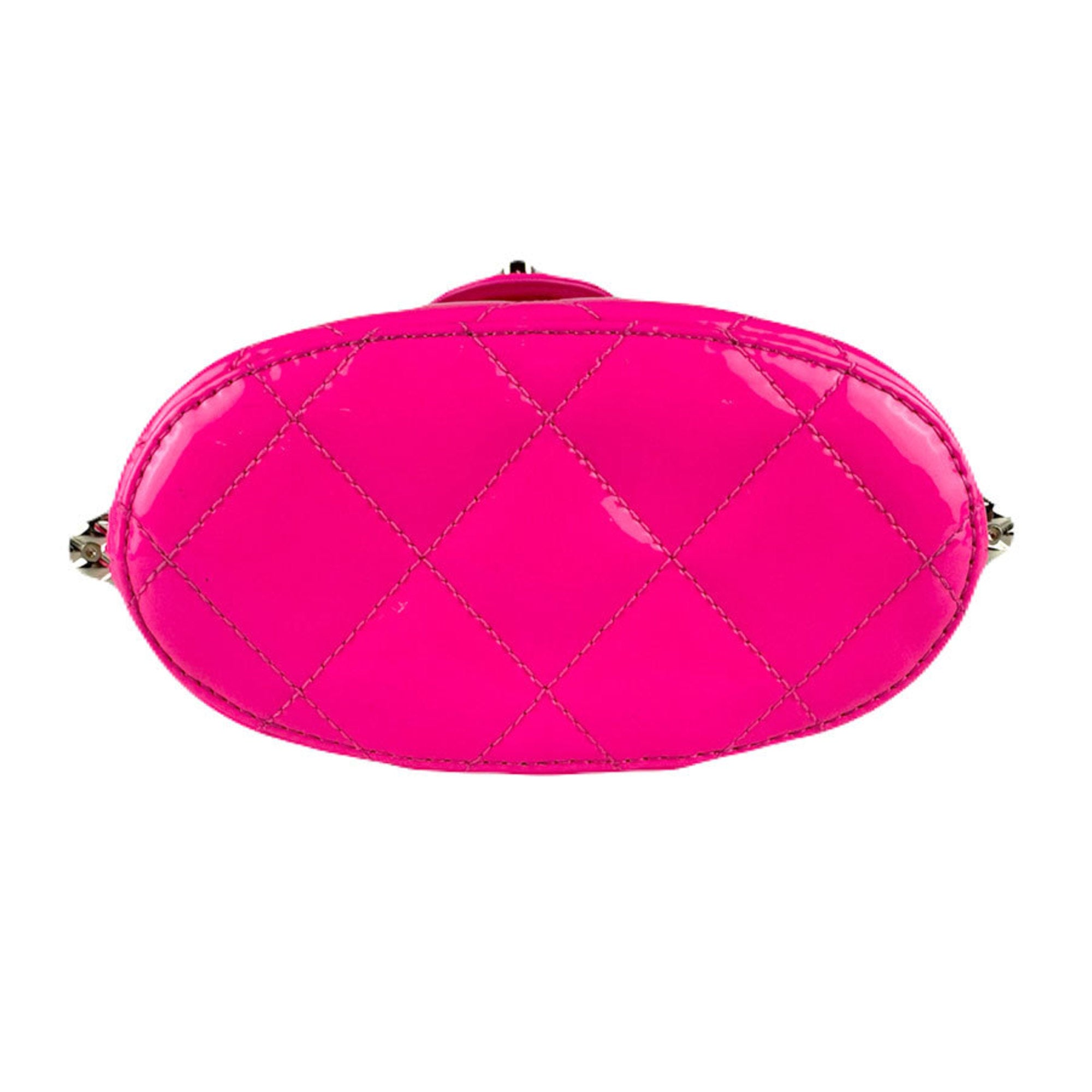 Chanel Pink Patent Leather Shoulder Bag (Pre-Owned)