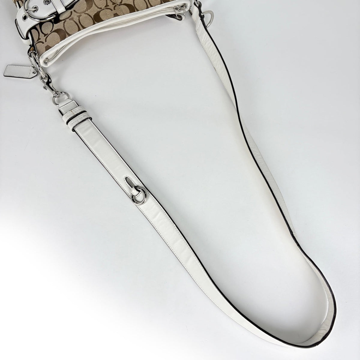 Coach Signature Beige White Signature Line Leather Shoulder Bag (Pre-Owned)