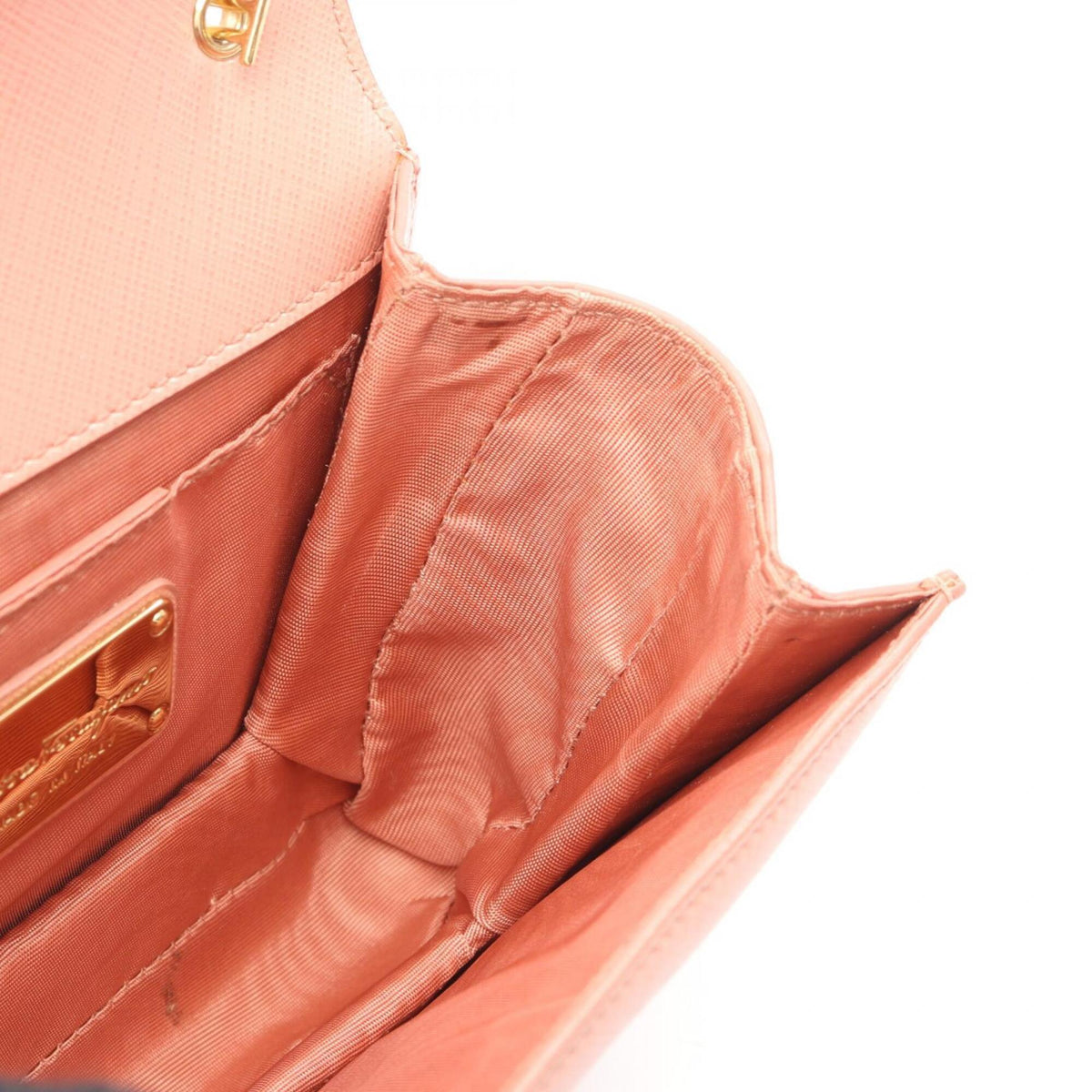 Salvatore Ferragamo Vara Pink Leather Handbag Pochette Shoulder Bag (Pre-Owned)