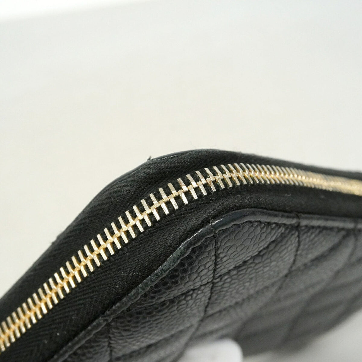 Chanel Black Grained Calfskin Long Wallet (Bi-Fold) (Pre-Owned)