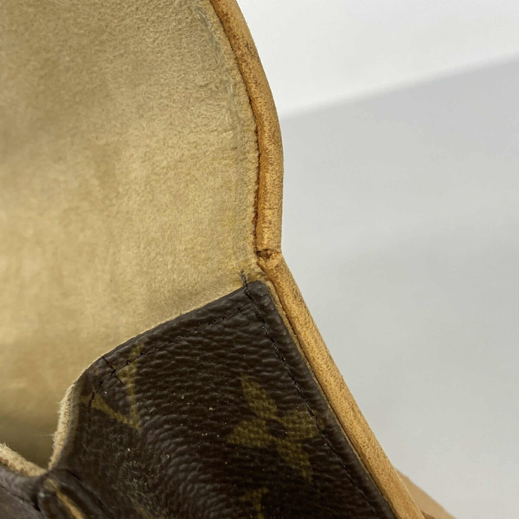 Louis Vuitton Brown Fanny Pack (Pre-Owned)