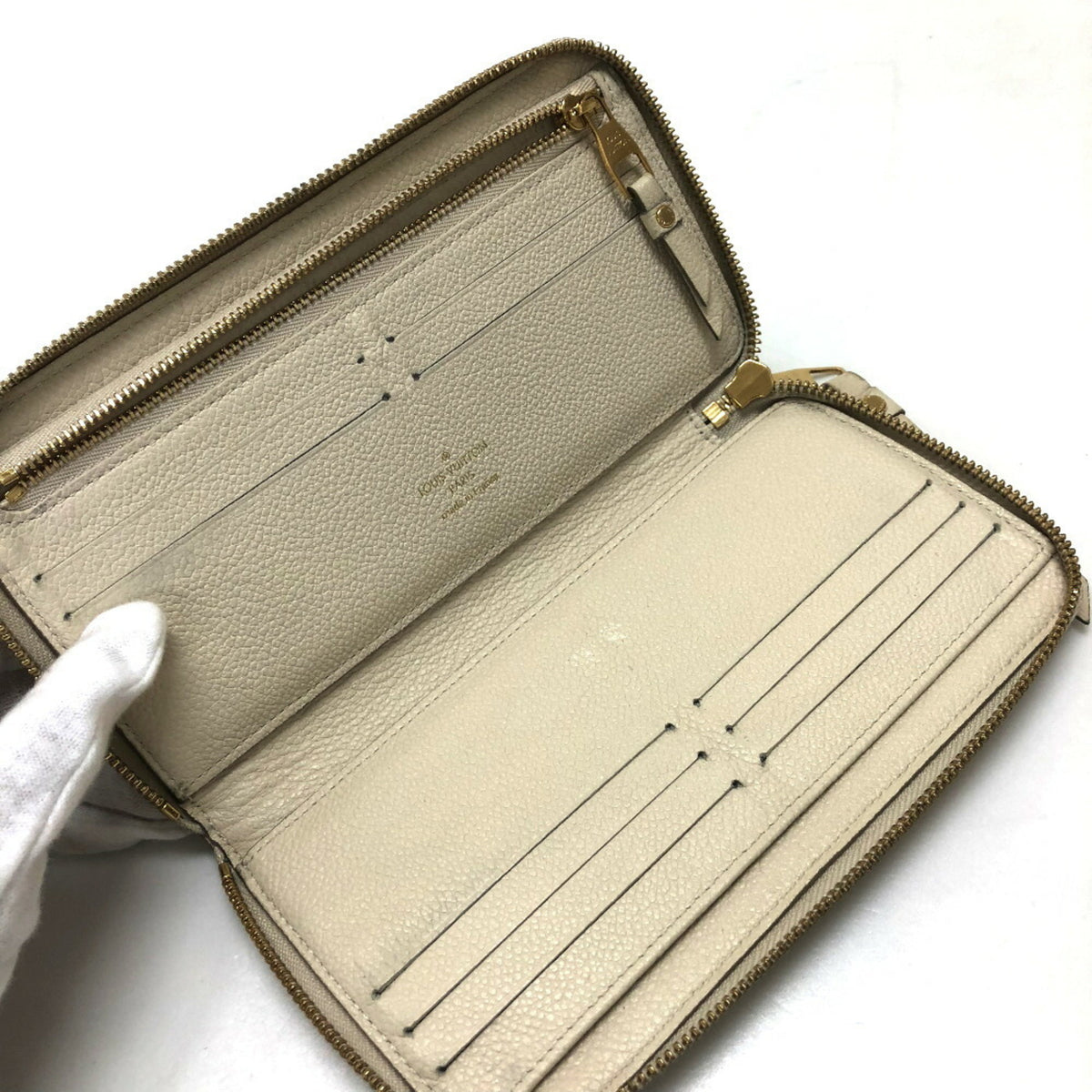 Louis Vuitton White Monogram Empreinte Long Wallet (Bi-Fold) (Pre-Owned)