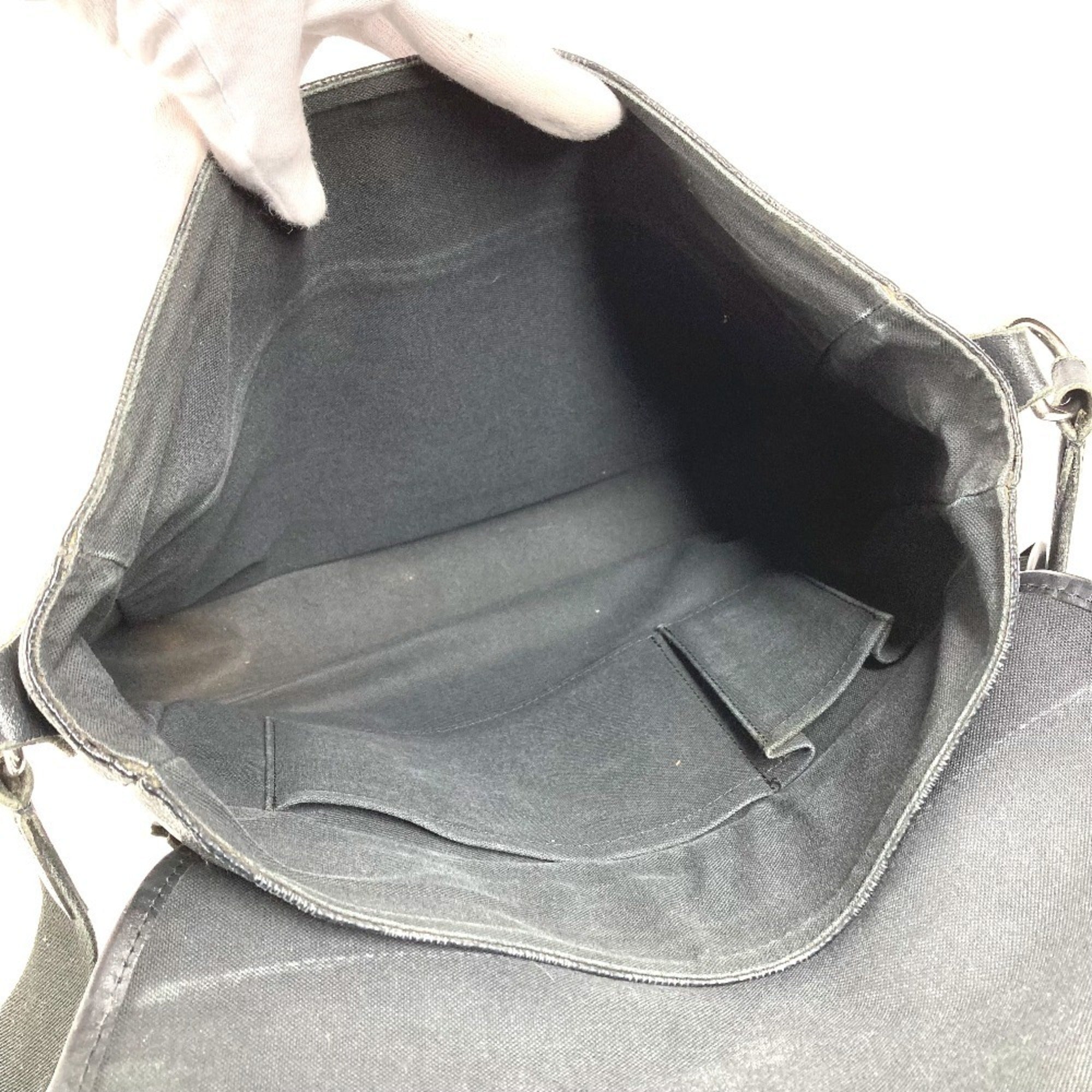 Louis Vuitton Black Damier Graphite Messenger Bag Shoulder Bag (Pre-Owned)