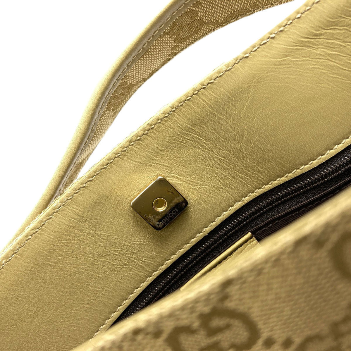 Gucci Beige Canvas Shoulder Bag (Pre-Owned)