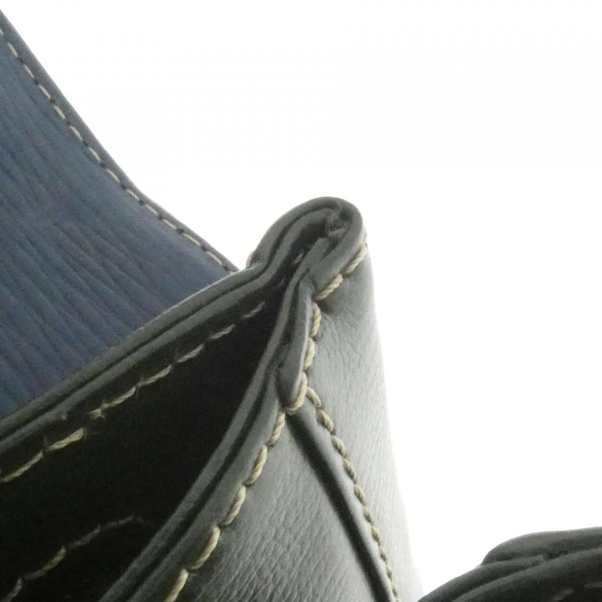 Loewe Blue Green Leather Handbag (Pre-Owned)